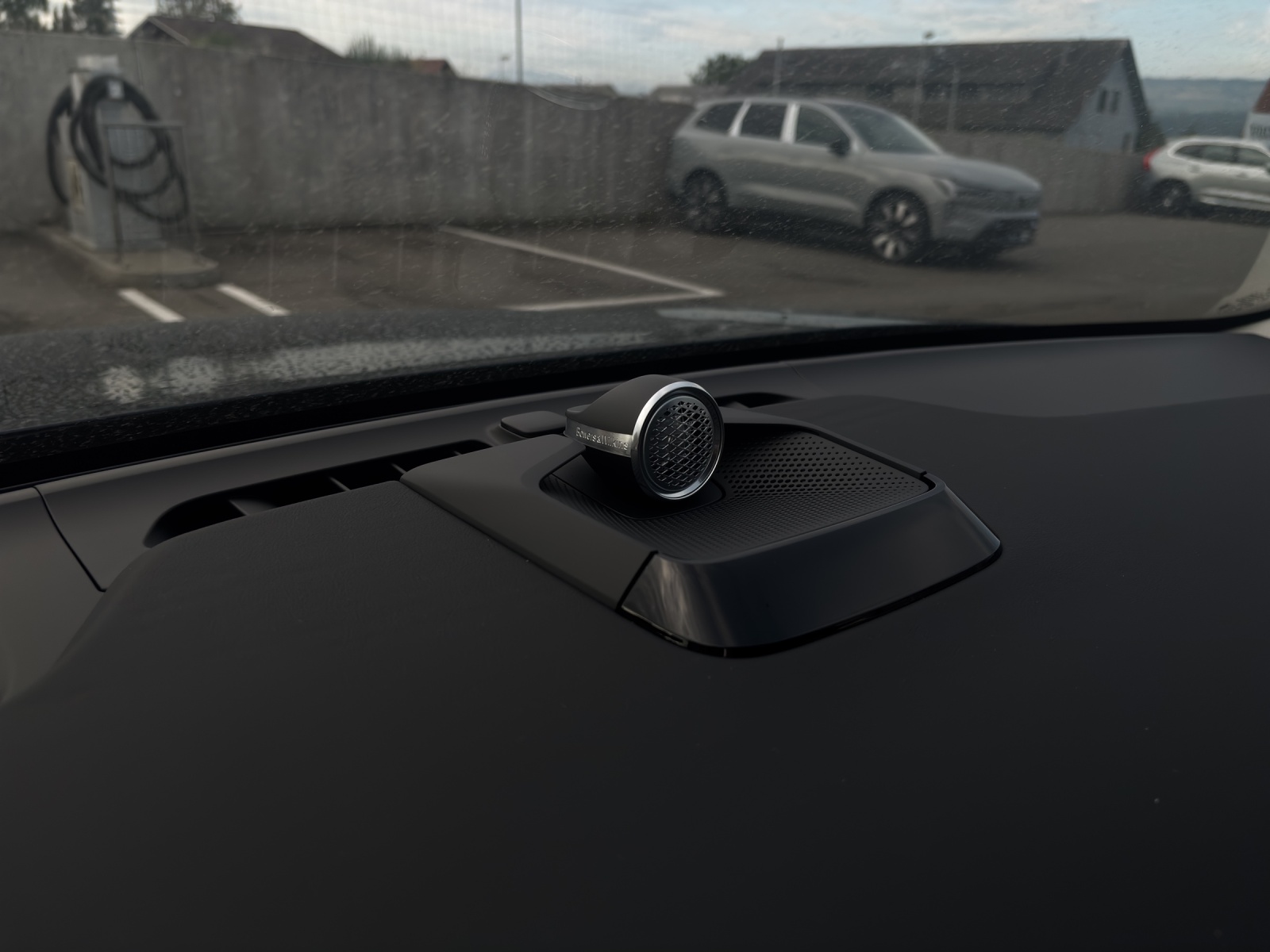 VOLVO EX90 Twin Ultra AWD-image-14