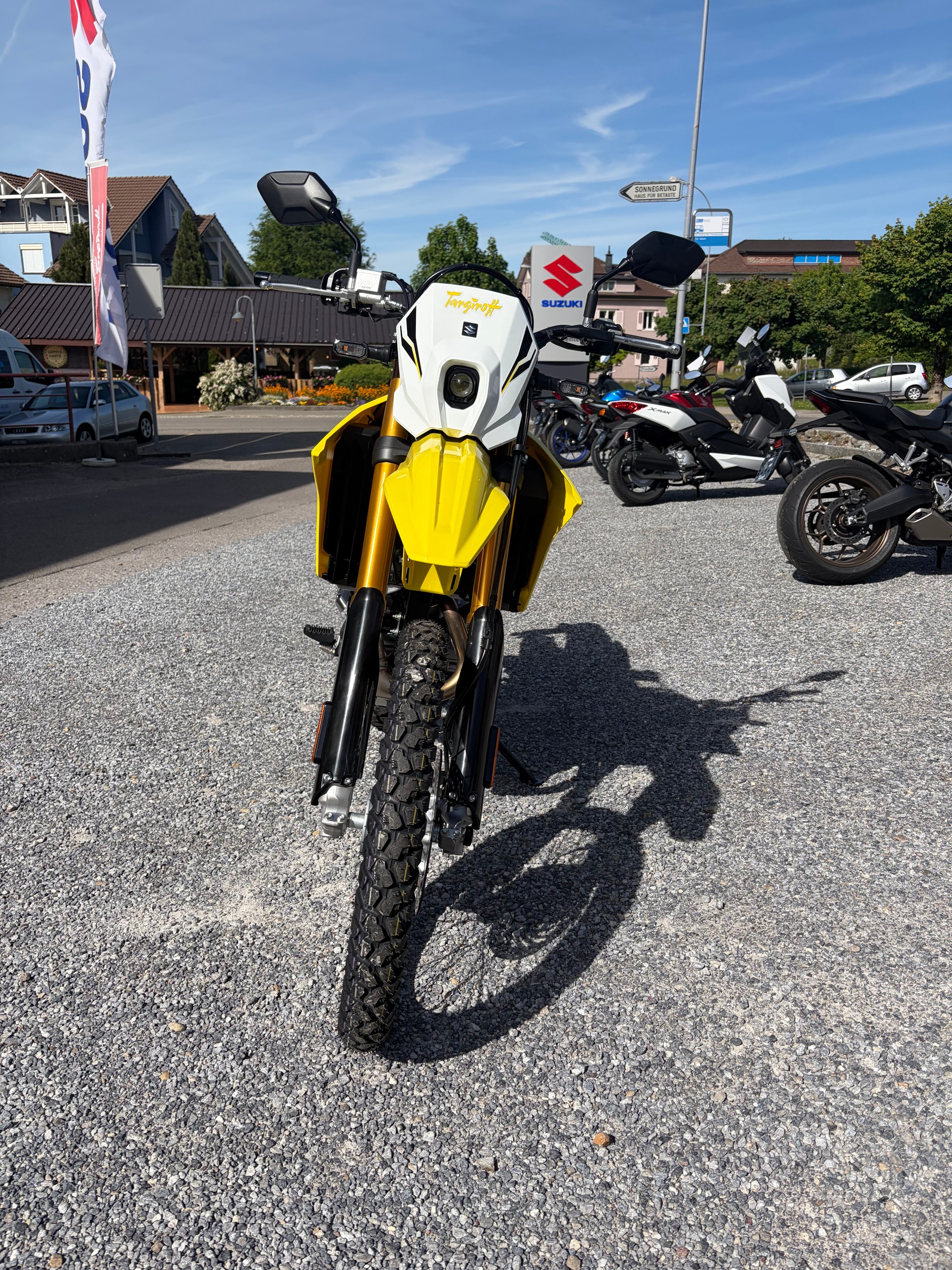 SUZUKI DR-Z 4 S Enduro-image-1