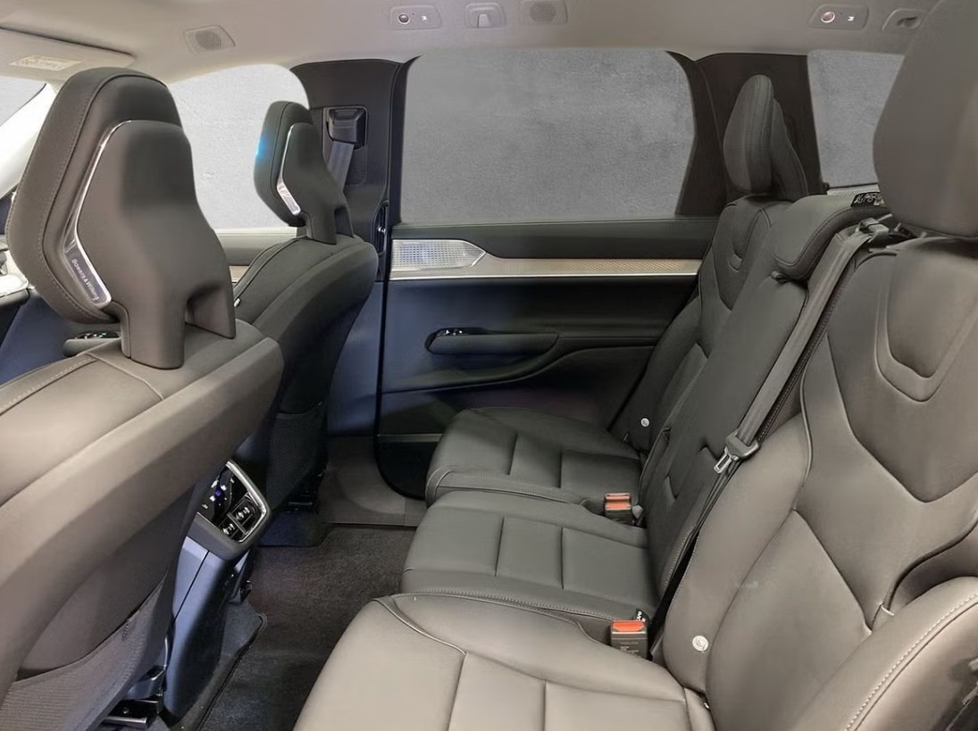 VOLVO EX90 Twin Performance 111 kWh Ultra AWD - 7 Sitzer-showroom-element-3