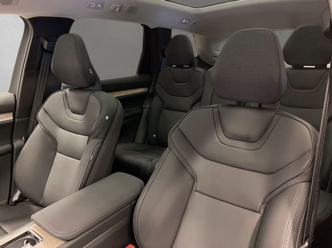 VOLVO EX90 Twin Performance 111 kWh Ultra AWD - 7 Sitzer-showroom-element-2
