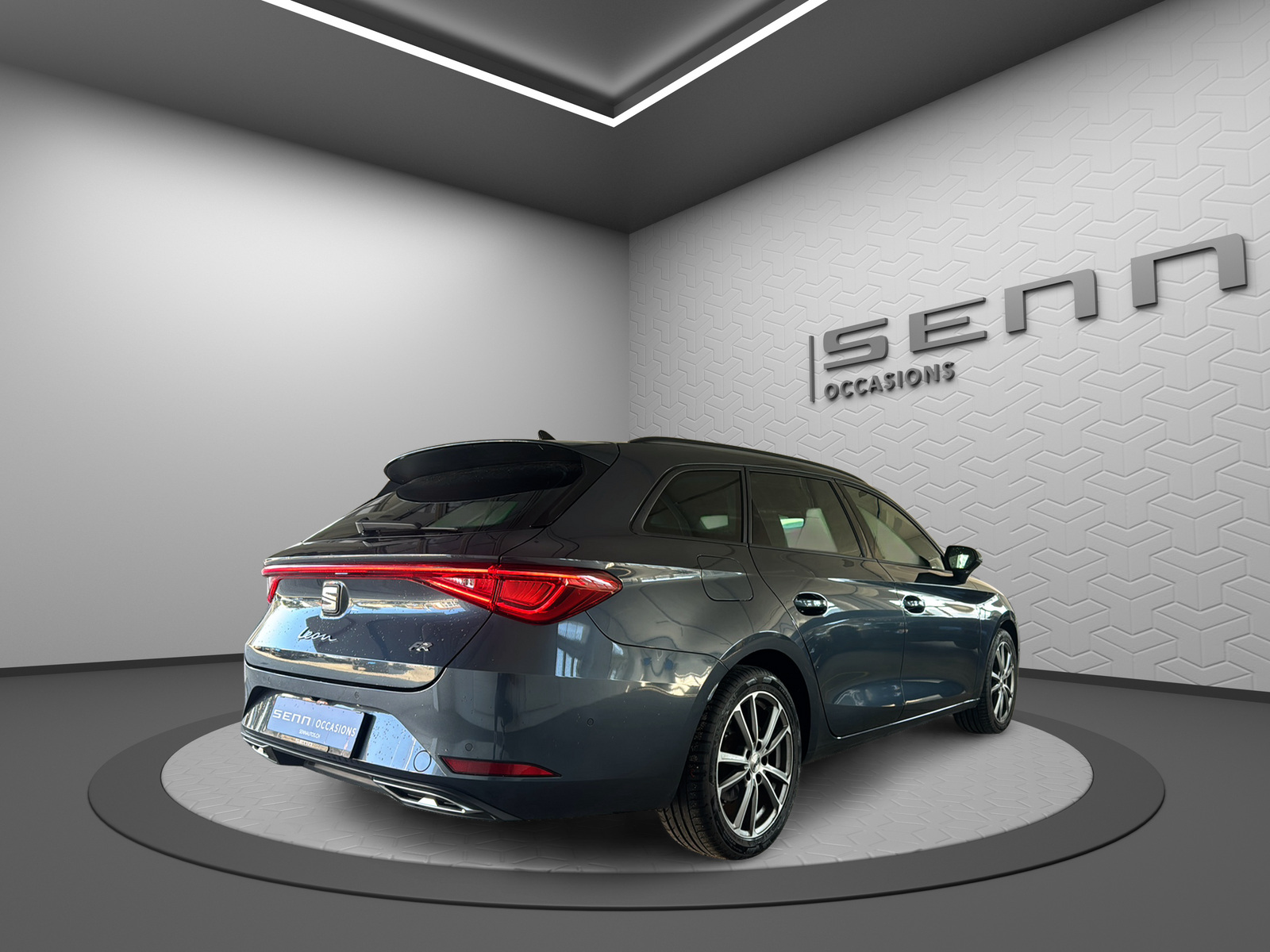 SEAT Leon ST 1.5 eTSI mHEV DSG FR-image-5