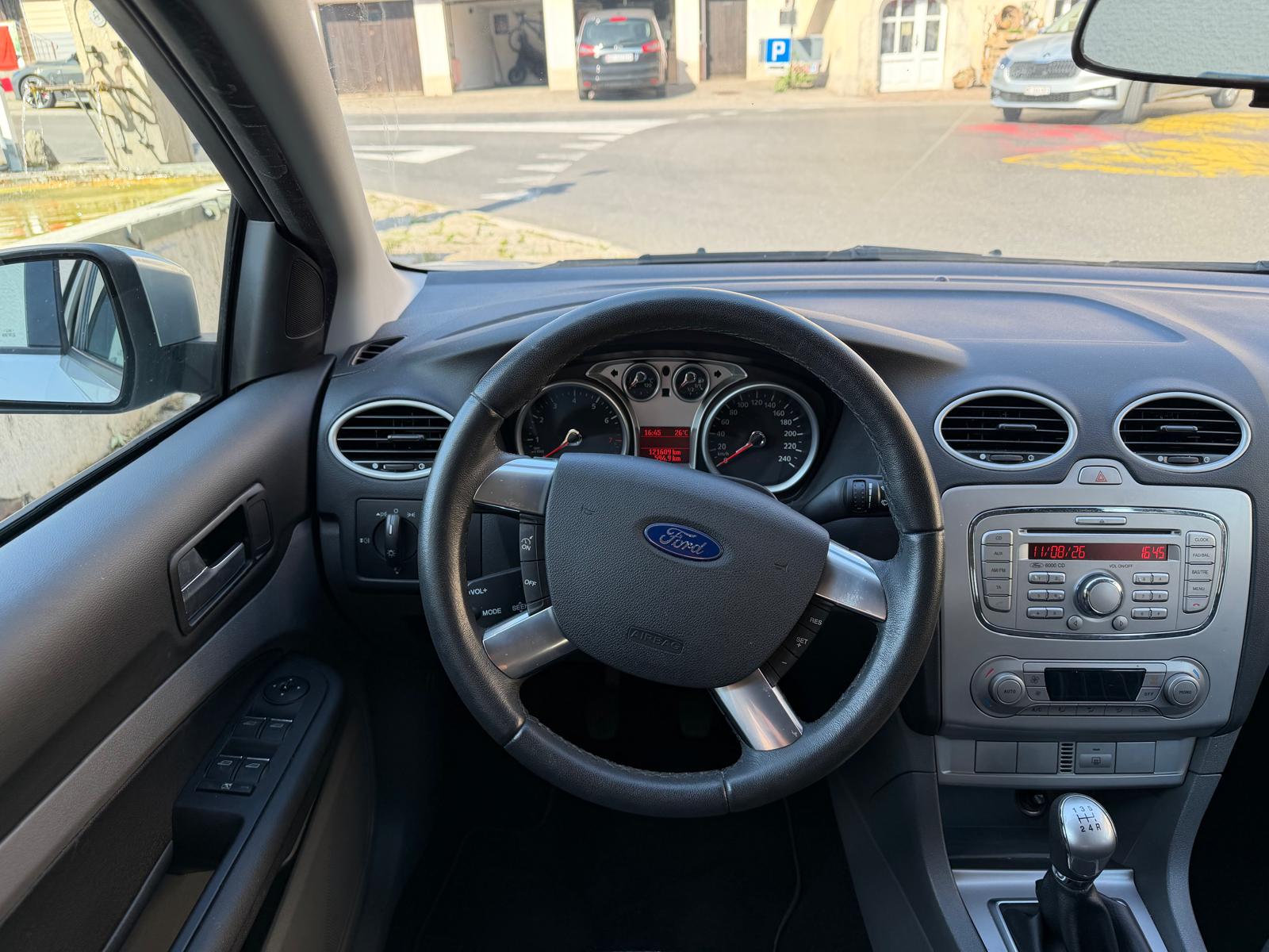 FORD Focus 1.6i VCT Carving-image-6