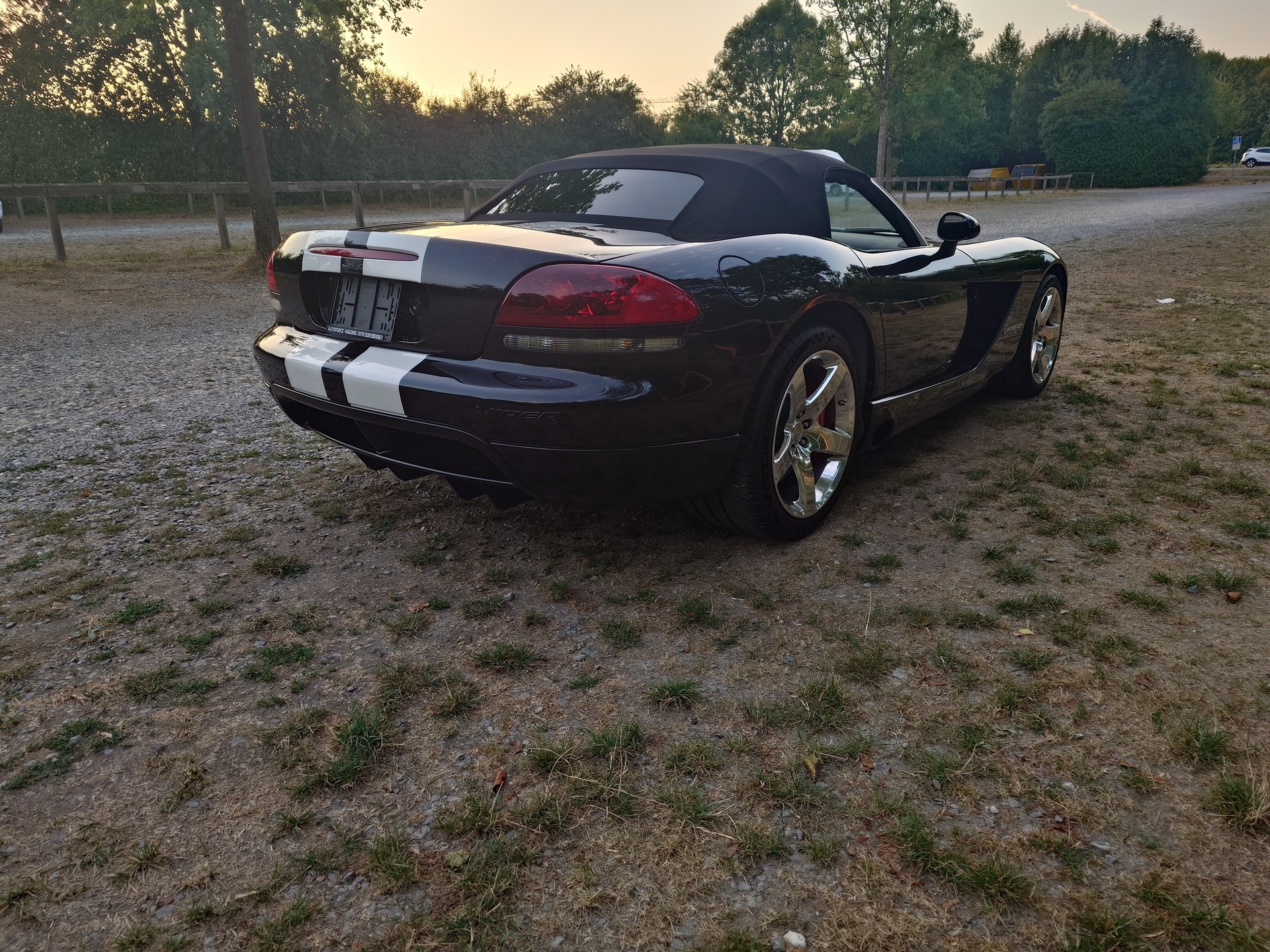 DODGE Viper SRT-10-image-5