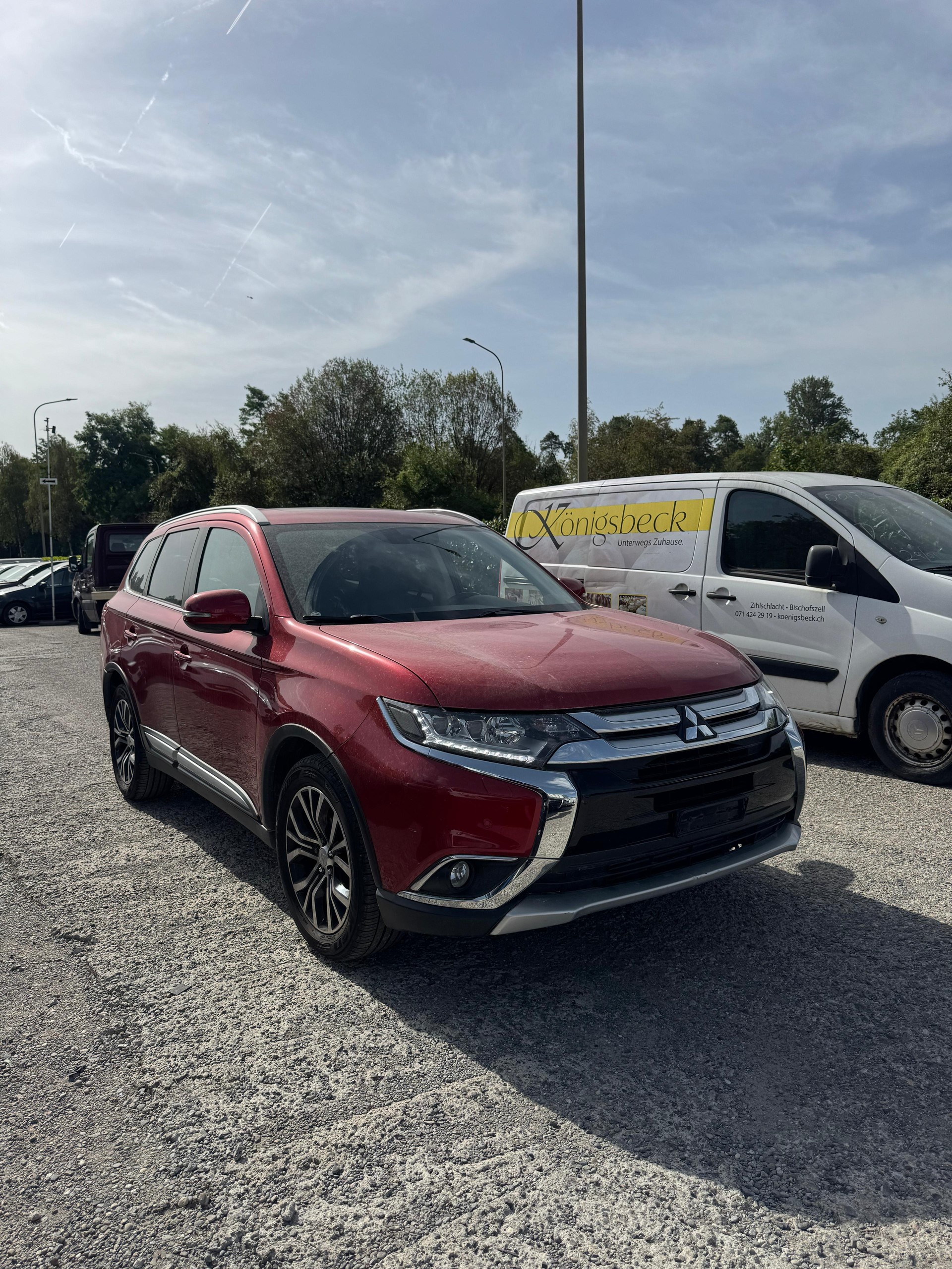 MITSUBISHI Outlander 2.2 DID Diamond 4WD Automatic-showroom-element-2