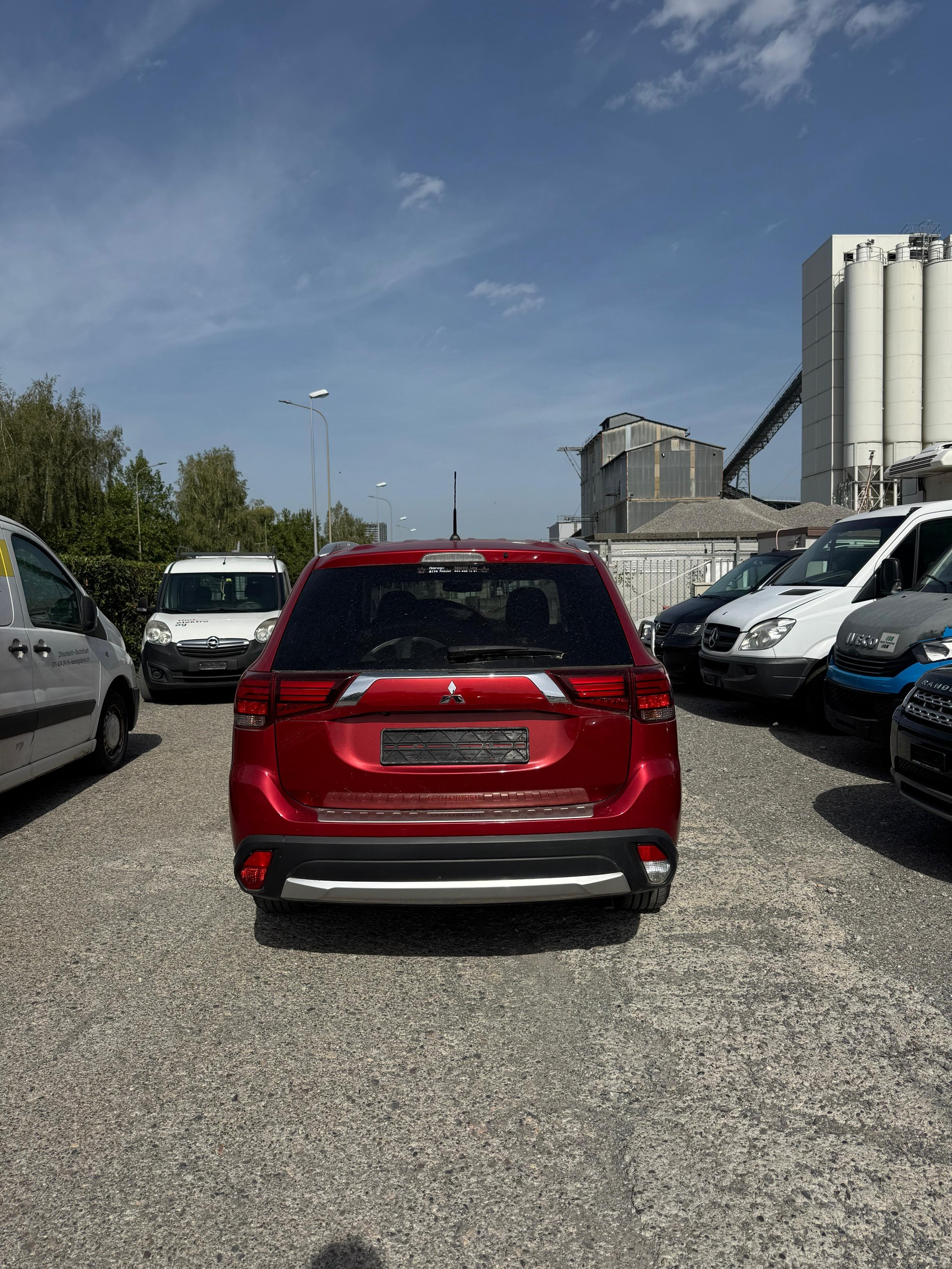MITSUBISHI Outlander 2.2 DID Diamond 4WD Automatic-showroom-element-1