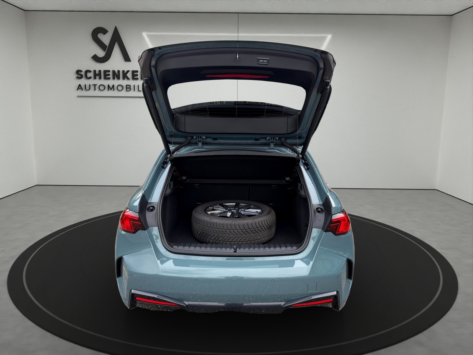 BMW 120 Steptronic-image-18