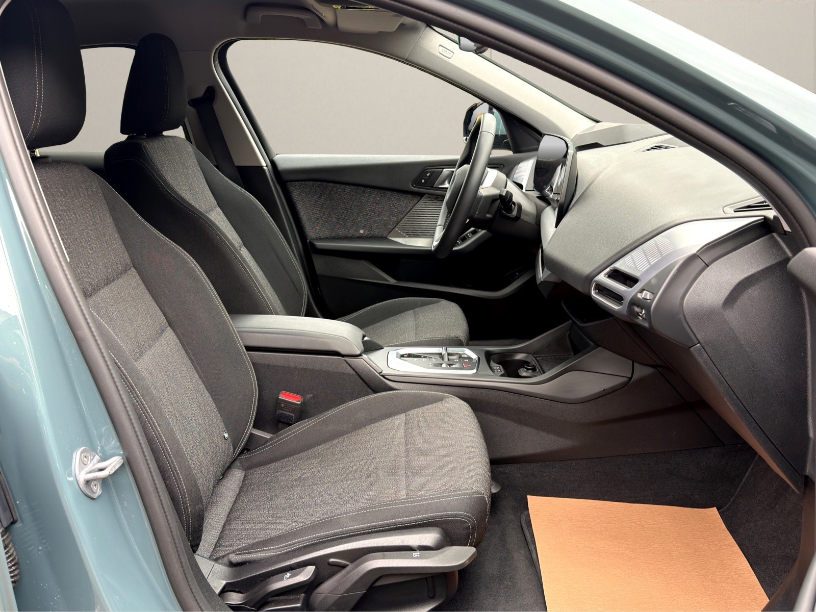 BMW 120 Steptronic-image-11