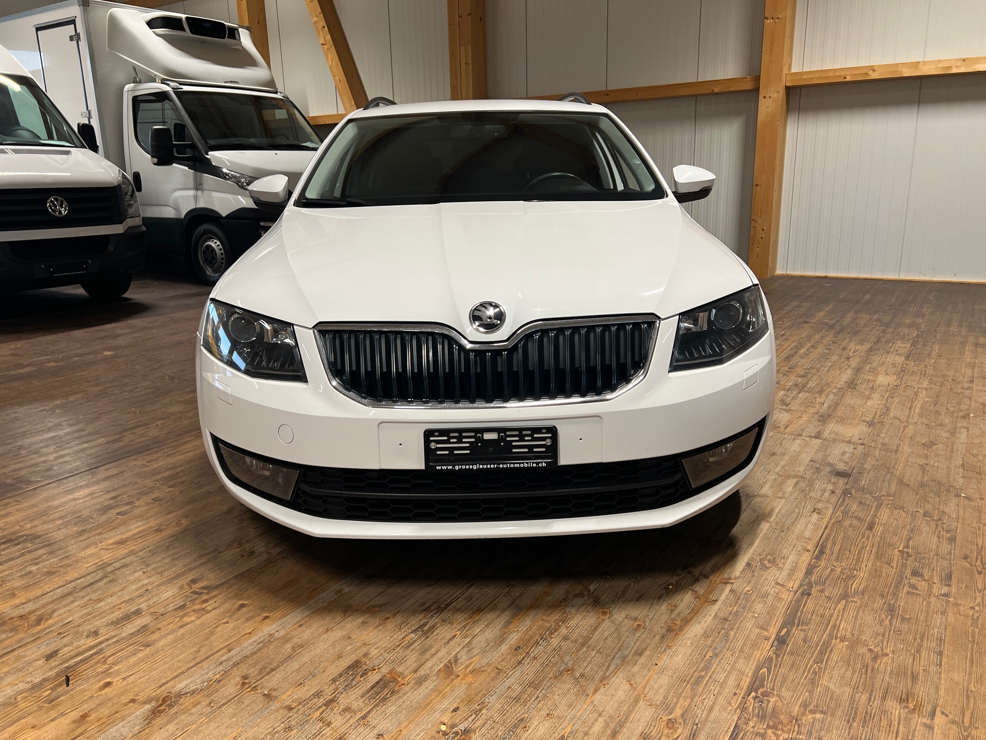 SKODA Octavia Combi 2.0 TDI Style 4x4-showroom-element-1