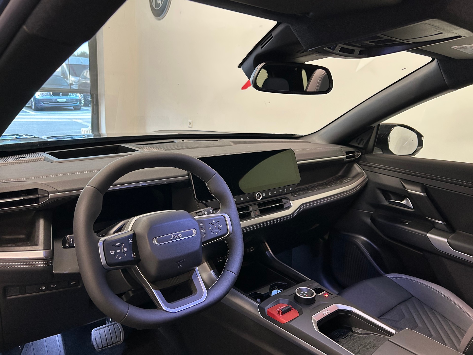 JEEP Compass 1.2 T e-Hybrid First Edition-image-11