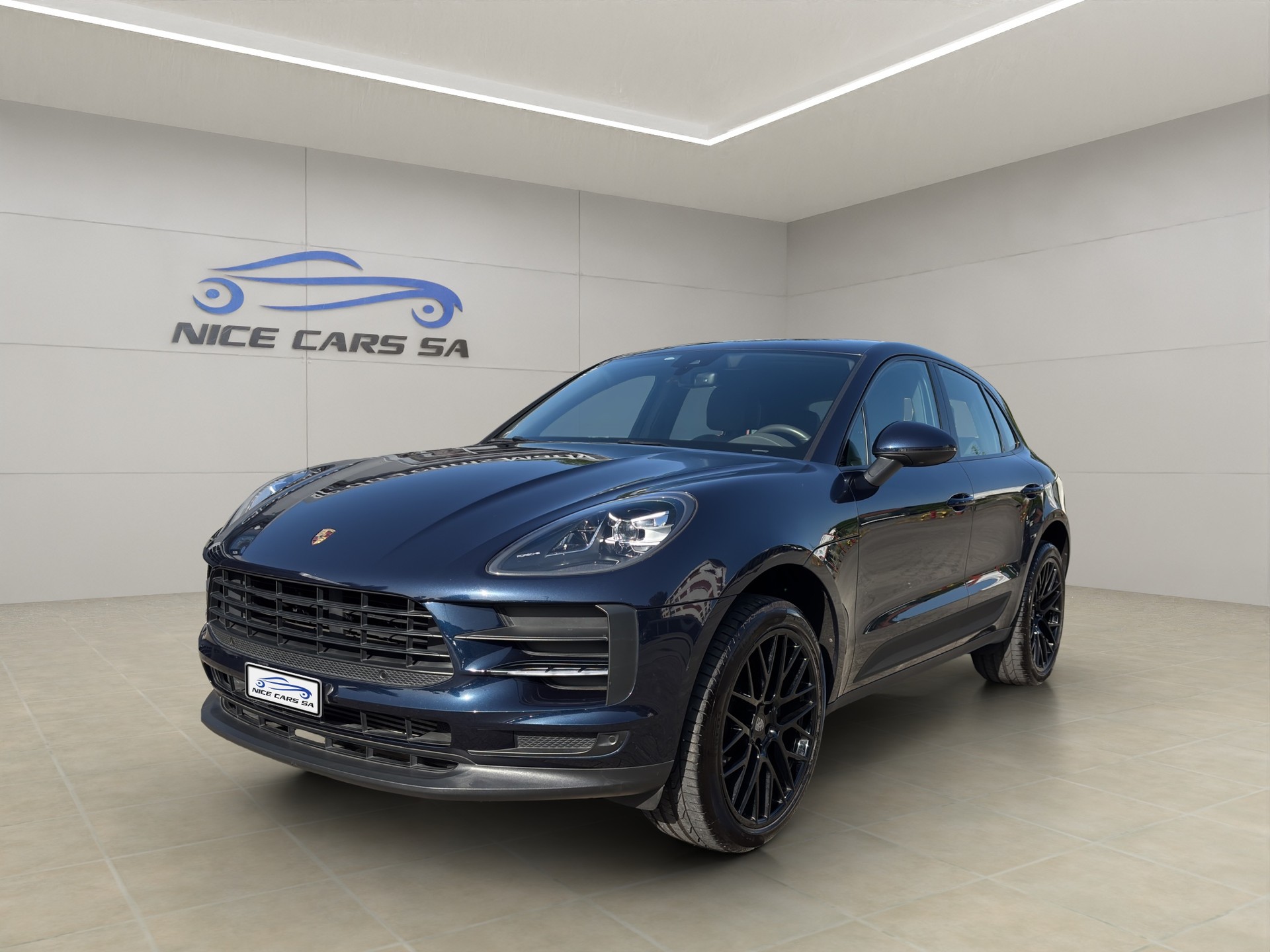 PORSCHE Macan PDK