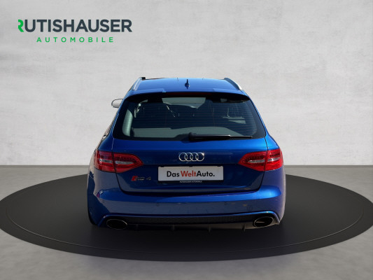 AUDI RS4 Avant 4.2 FSI quattro-showroom-element-3
