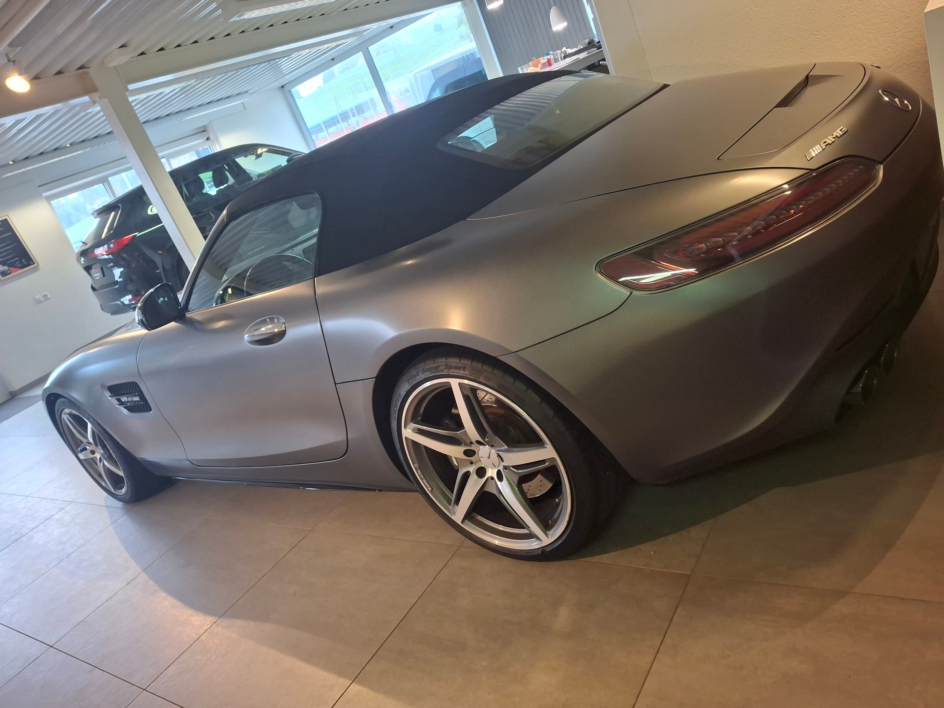 MERCEDES-BENZ AMG GT Roadster Speedshift DCT-image-7