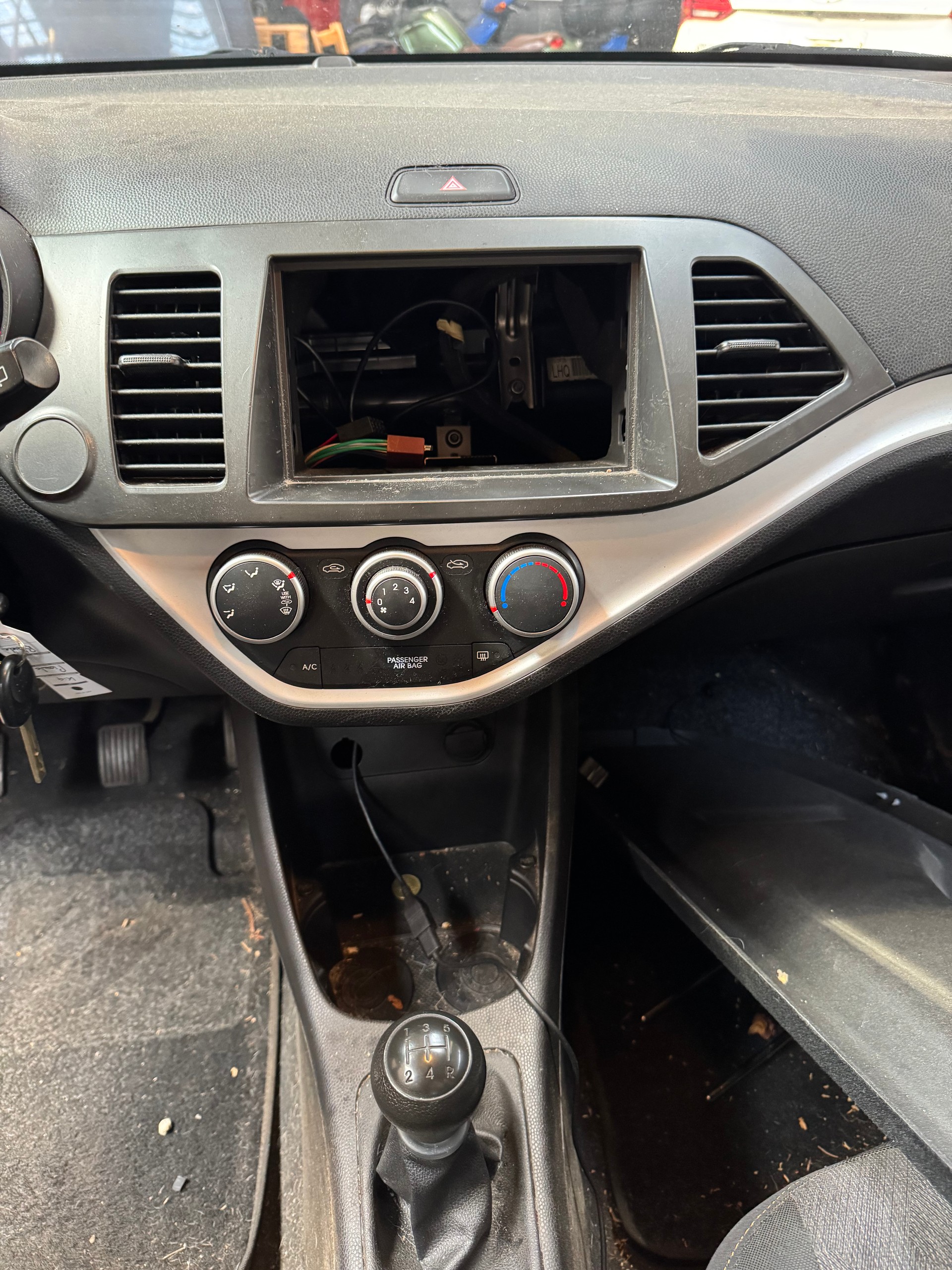 KIA Picanto 1.0 CVVT Trend-image-15