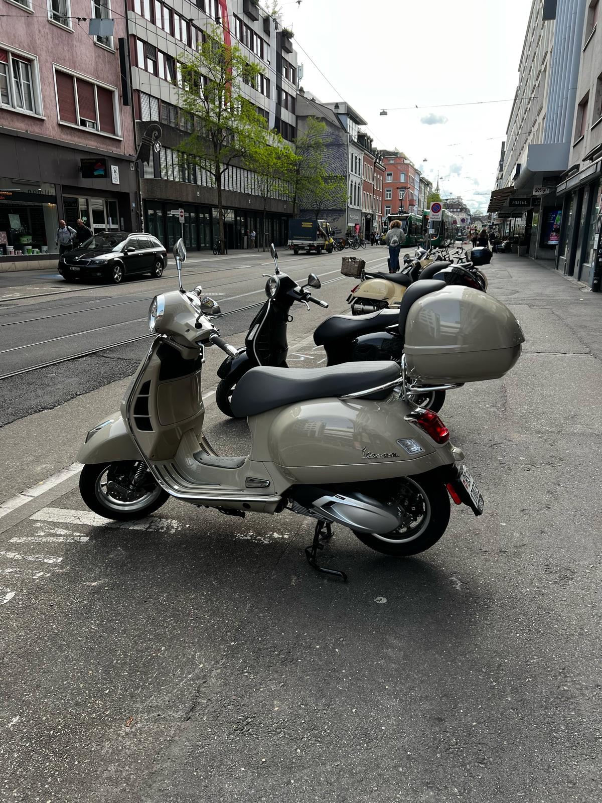 PIAGGIO Vespa GTS 310 RST E5+-image-1