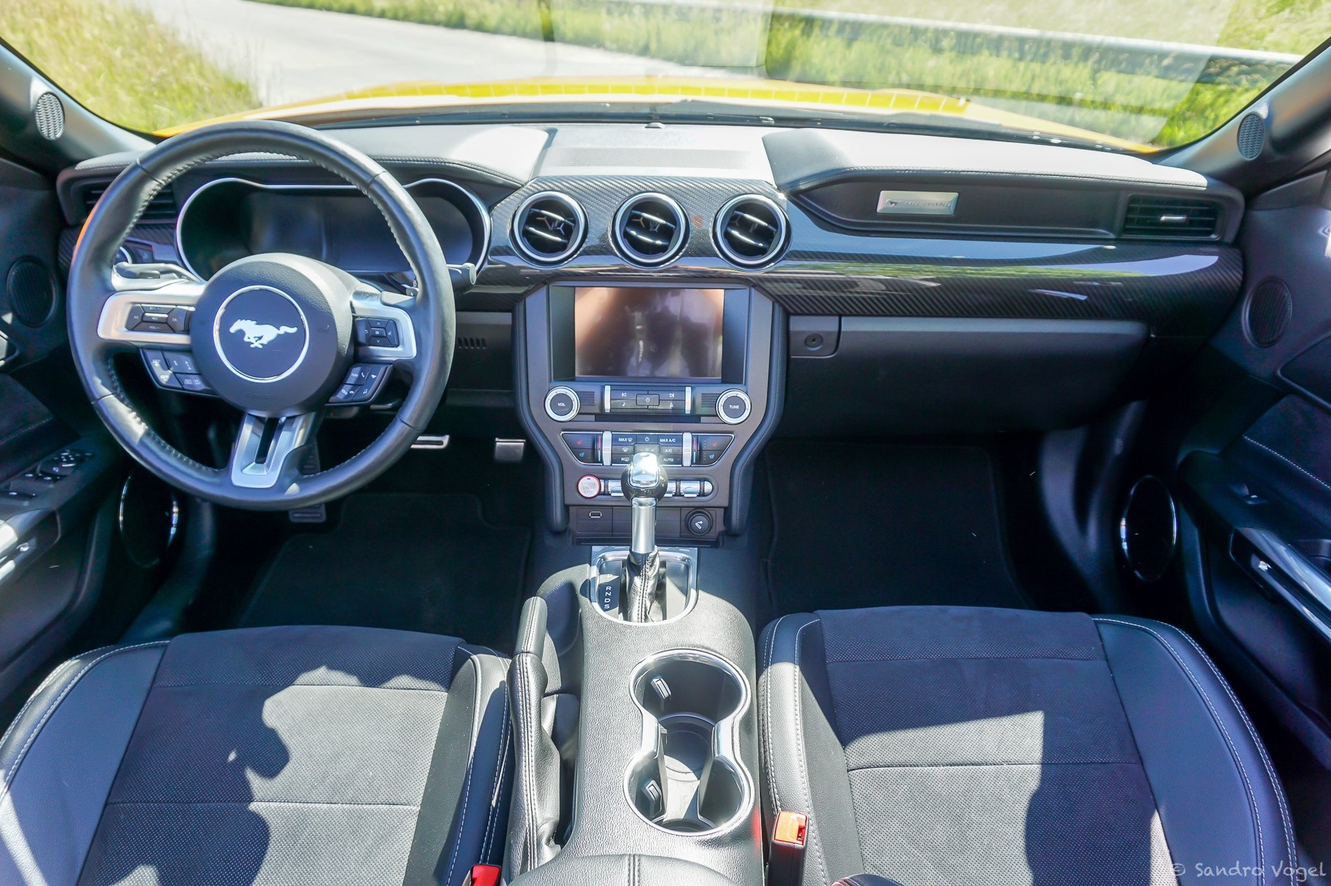 FORD Mustang Convertible 5.0 V8 GT Automat-image-11