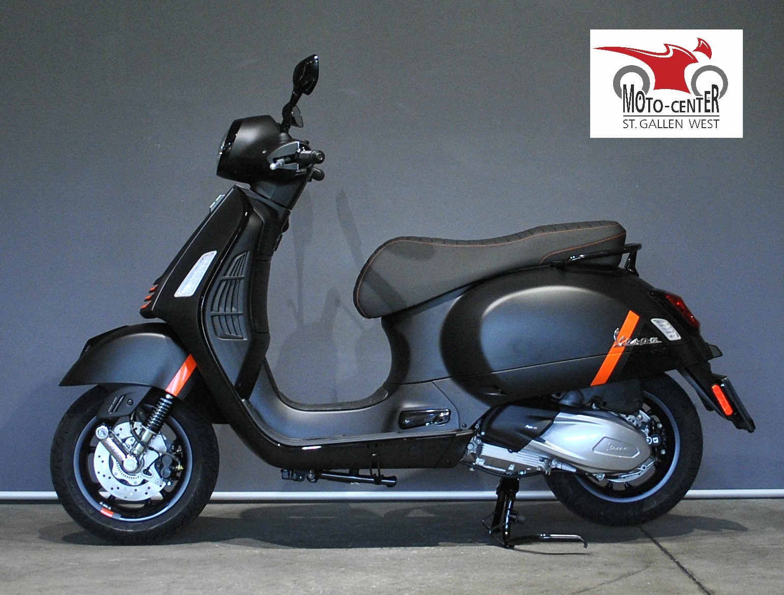 PIAGGIO Vespa GTS 300 Super Sport ABS-image-2