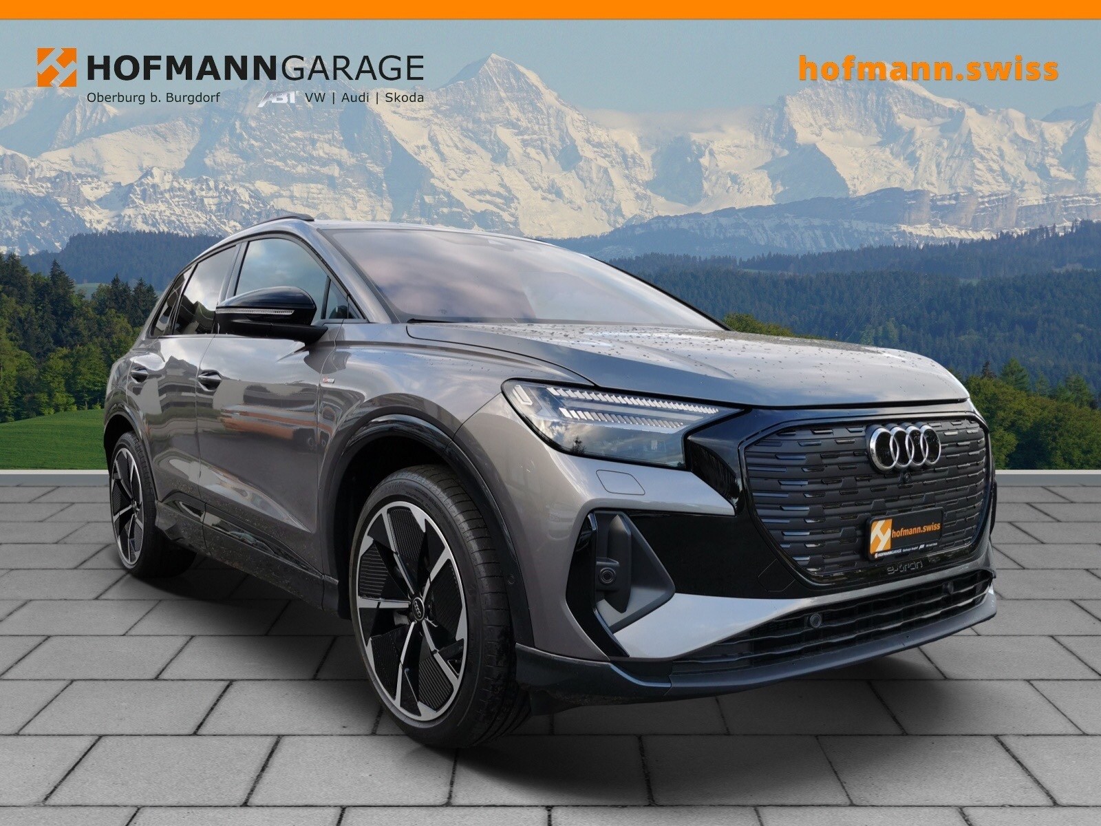 AUDI Q4 e-tron 50 quattro-showroom-element-1