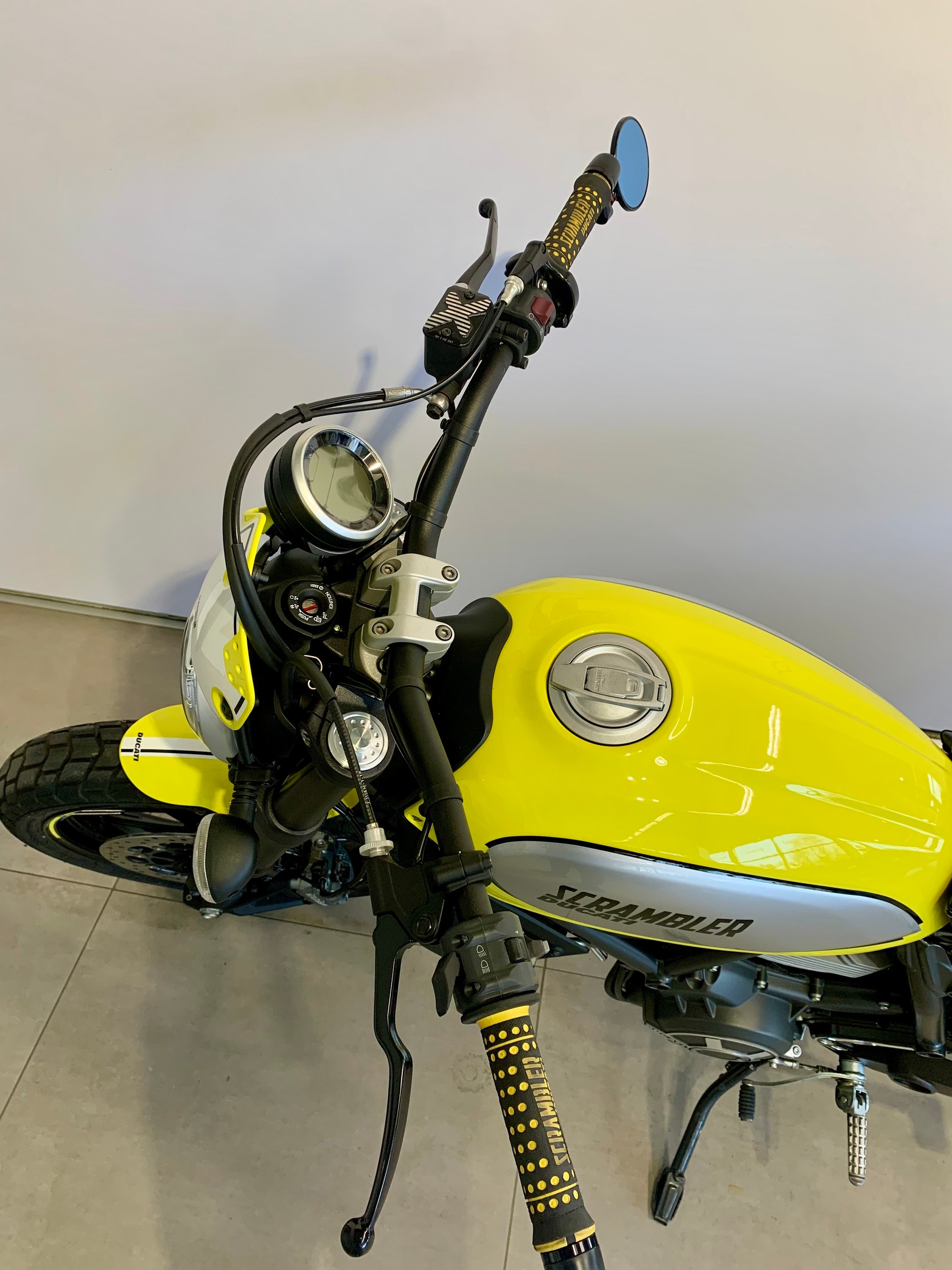 DUCATI Scrambler 800 Flat Track Pro-image-4