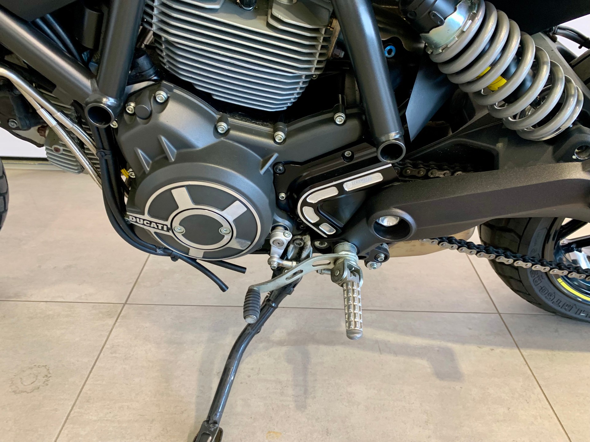 DUCATI Scrambler 800 Flat Track Pro-image-11