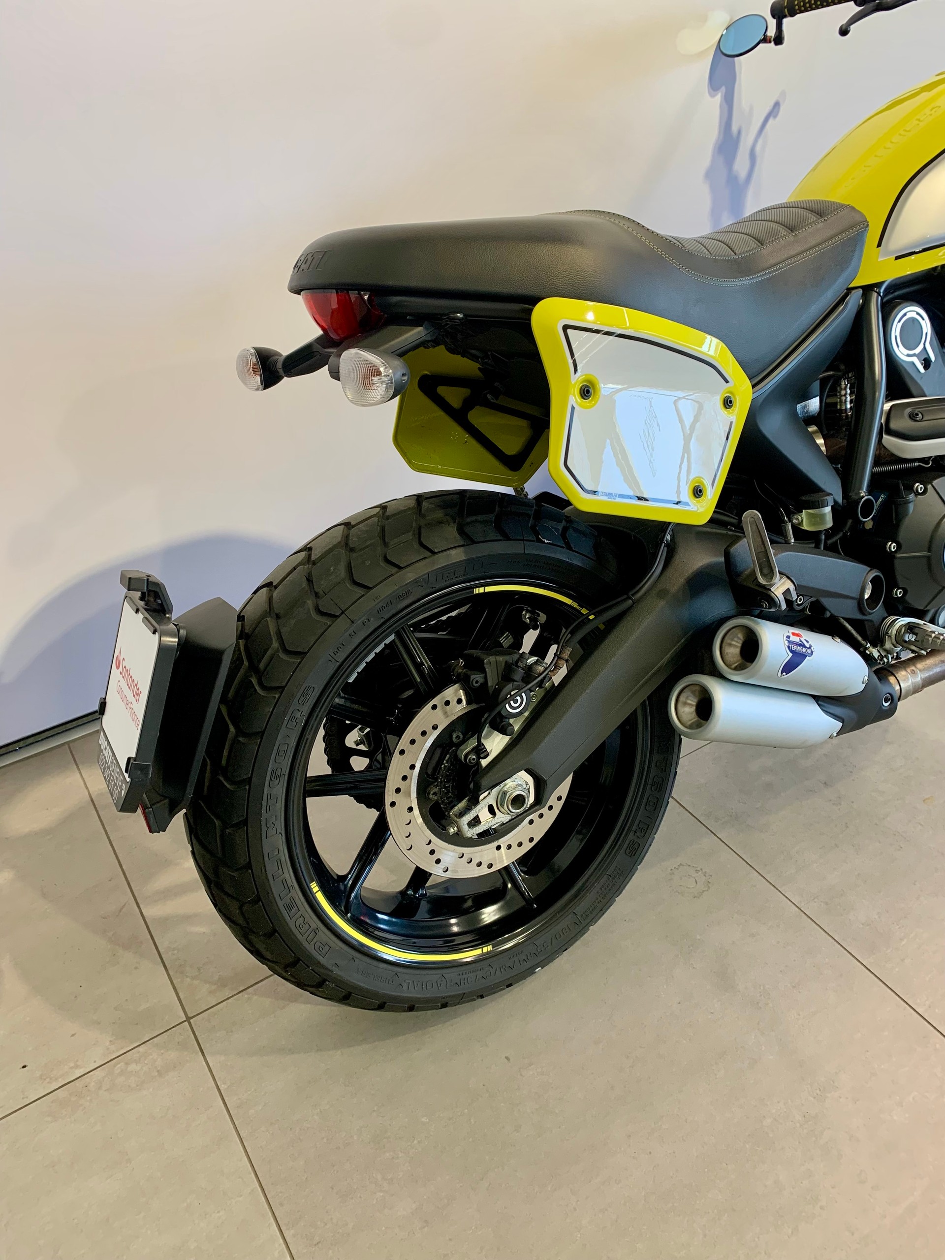 DUCATI Scrambler 800 Flat Track Pro-image-9