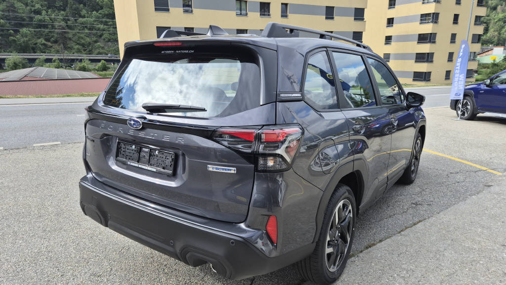 SUBARU Forester Station 2.0i e-Boxer Advantage-image-5