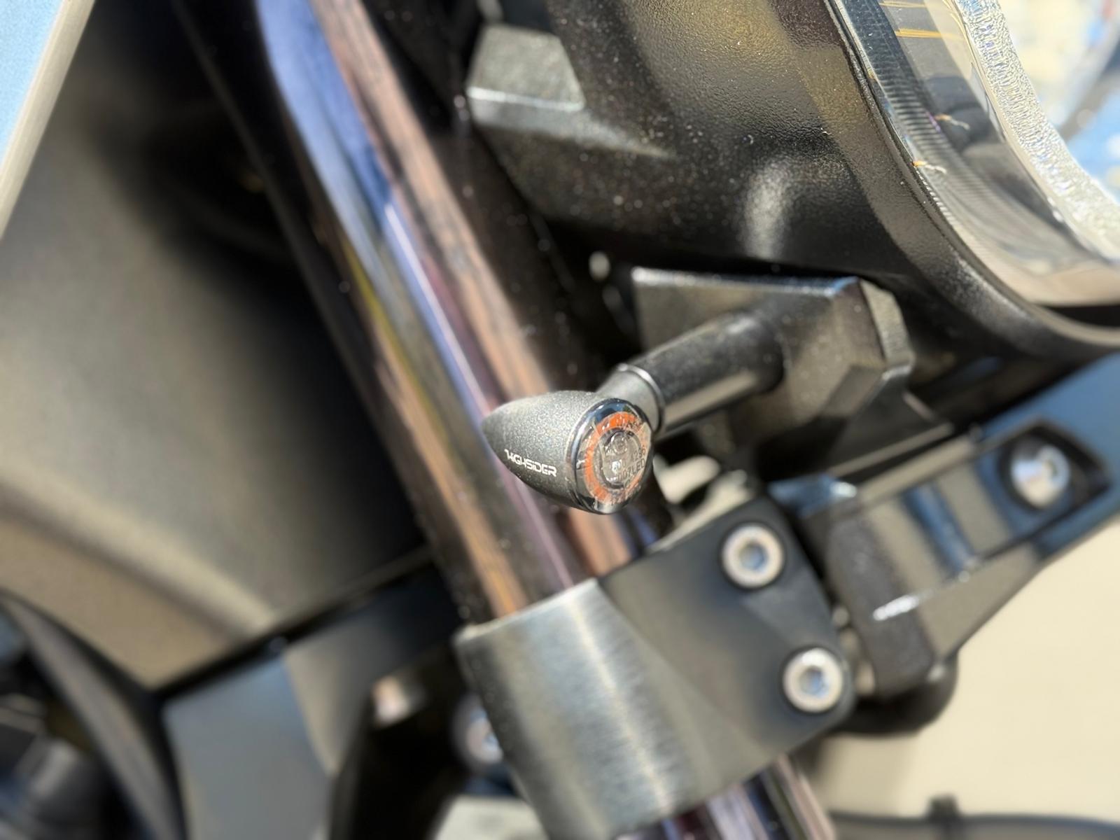 YAMAHA V-MAX-image-9