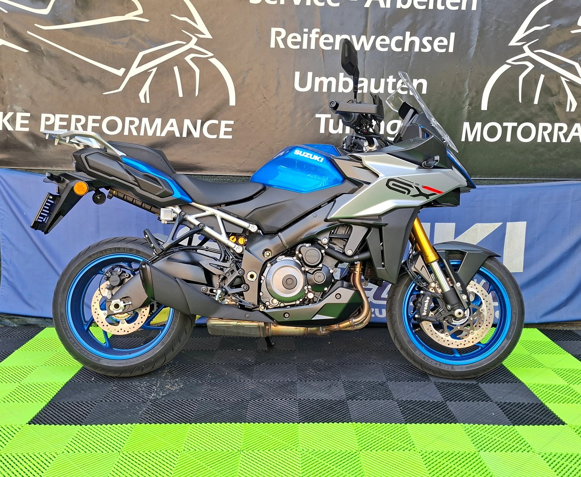 SUZUKI GSX-S 1000 GX Travel-image-1