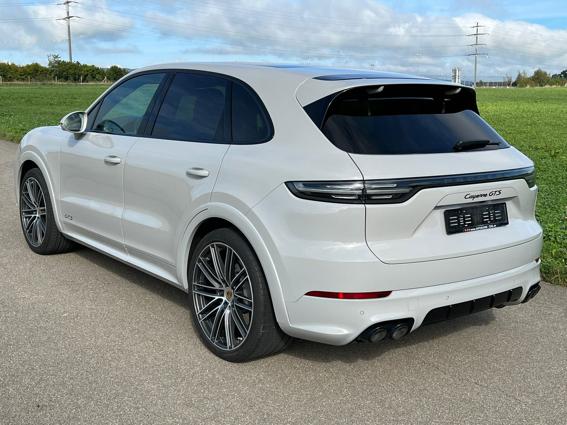 PORSCHE Cayenne GTS-image-8