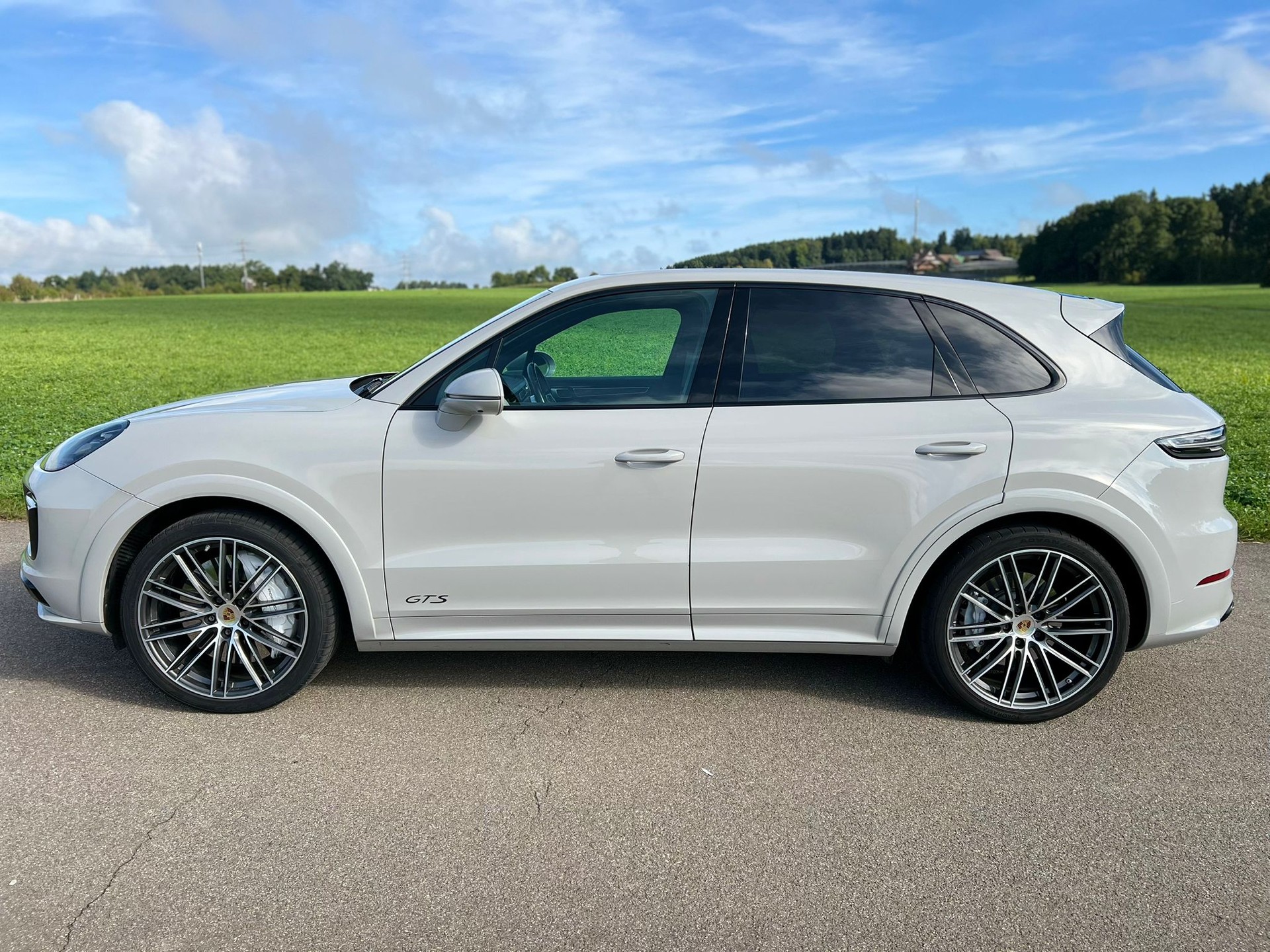 PORSCHE Cayenne GTS-image-9