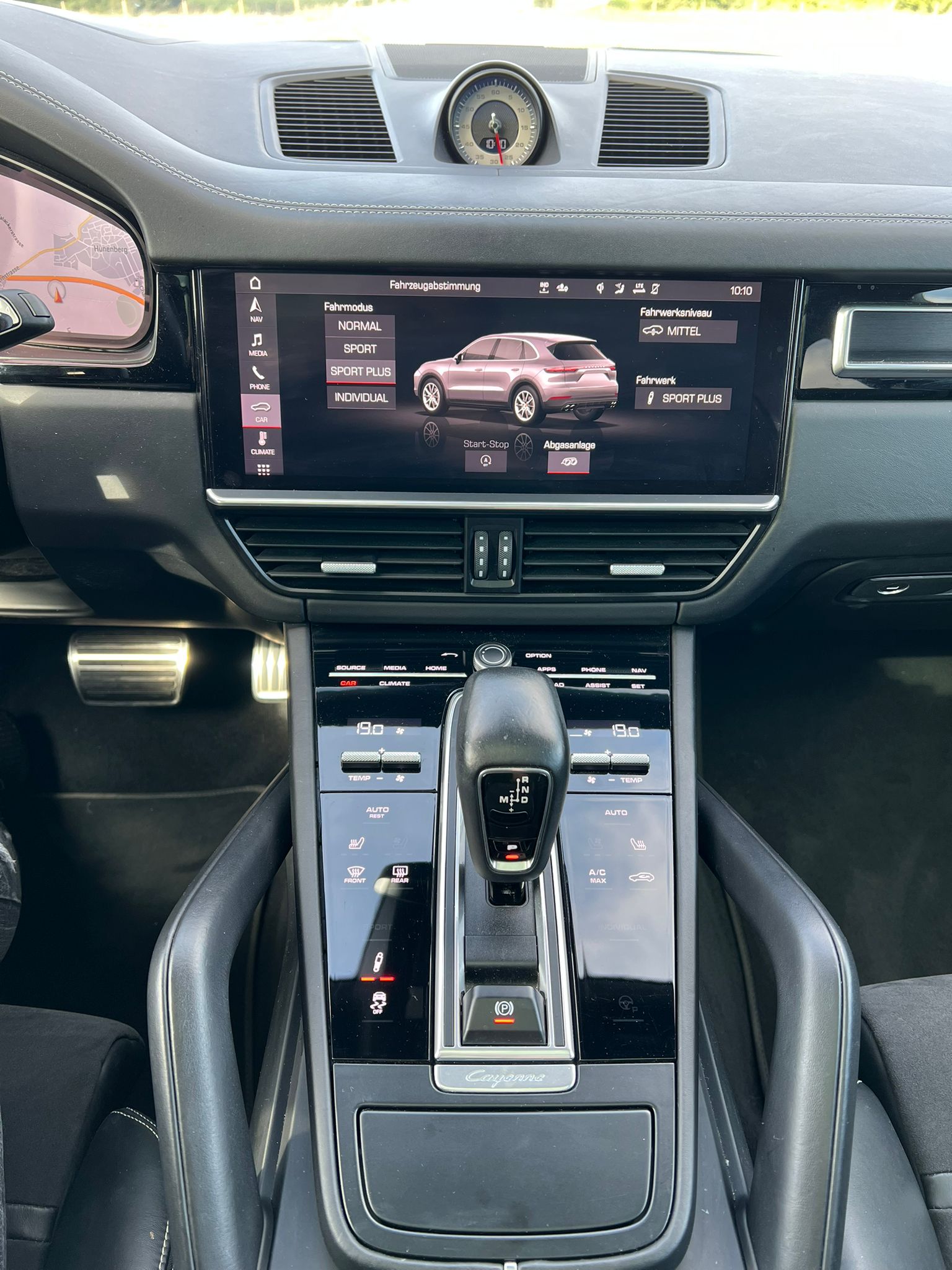 PORSCHE Cayenne GTS-image-23