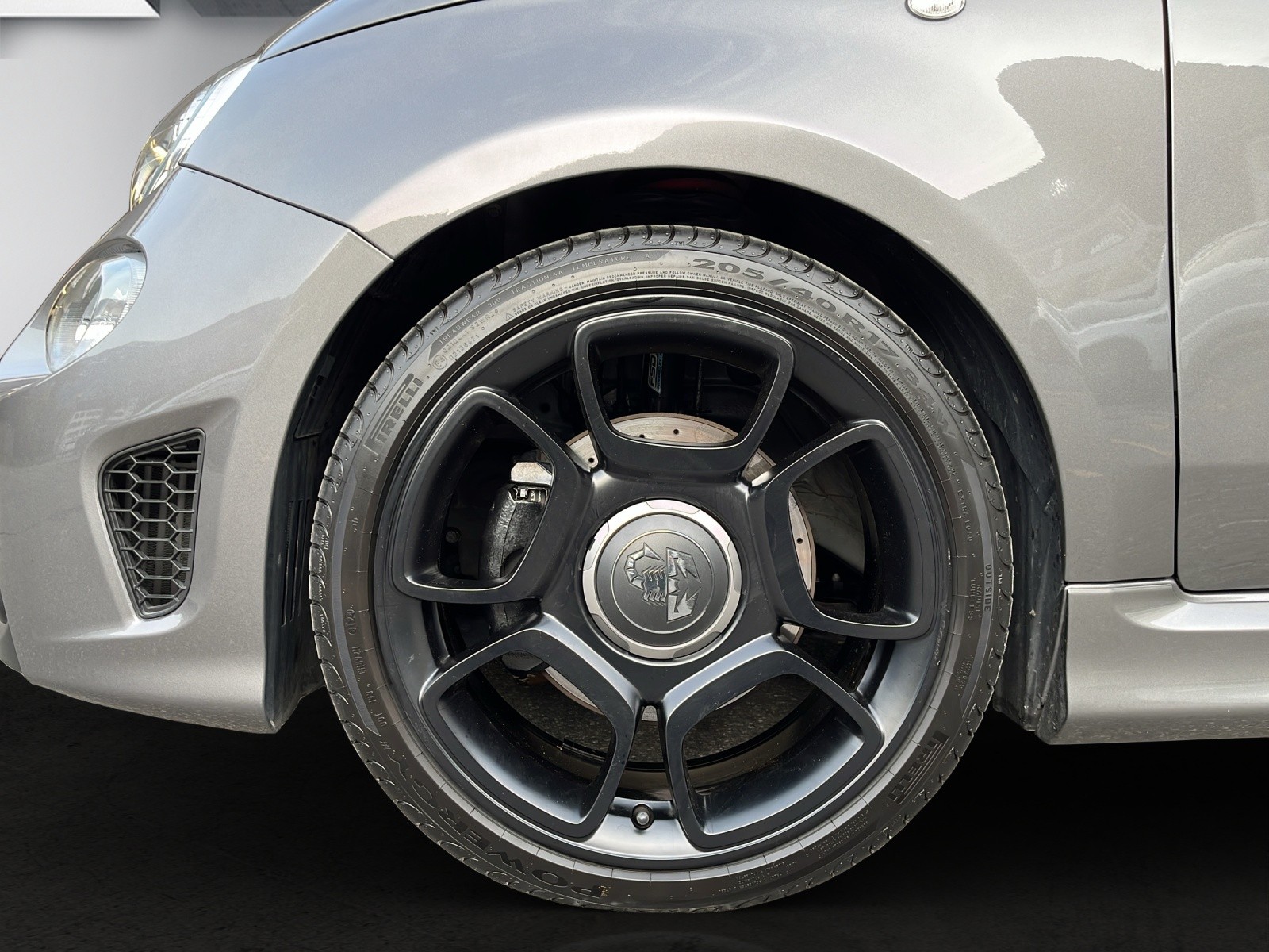 FIAT 595C 1.4 16V Turbo Abarth F595-image-8