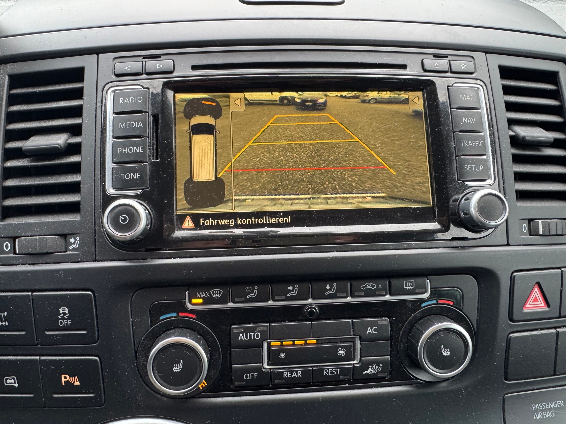 VW T5 Multivan 2.0 Bi-TDI CR Highline DSG * 07x Sitze * Leder * Gr. Navi * Klima-auto * PDC h-RF-Kamera * Tempomat *-image-9
