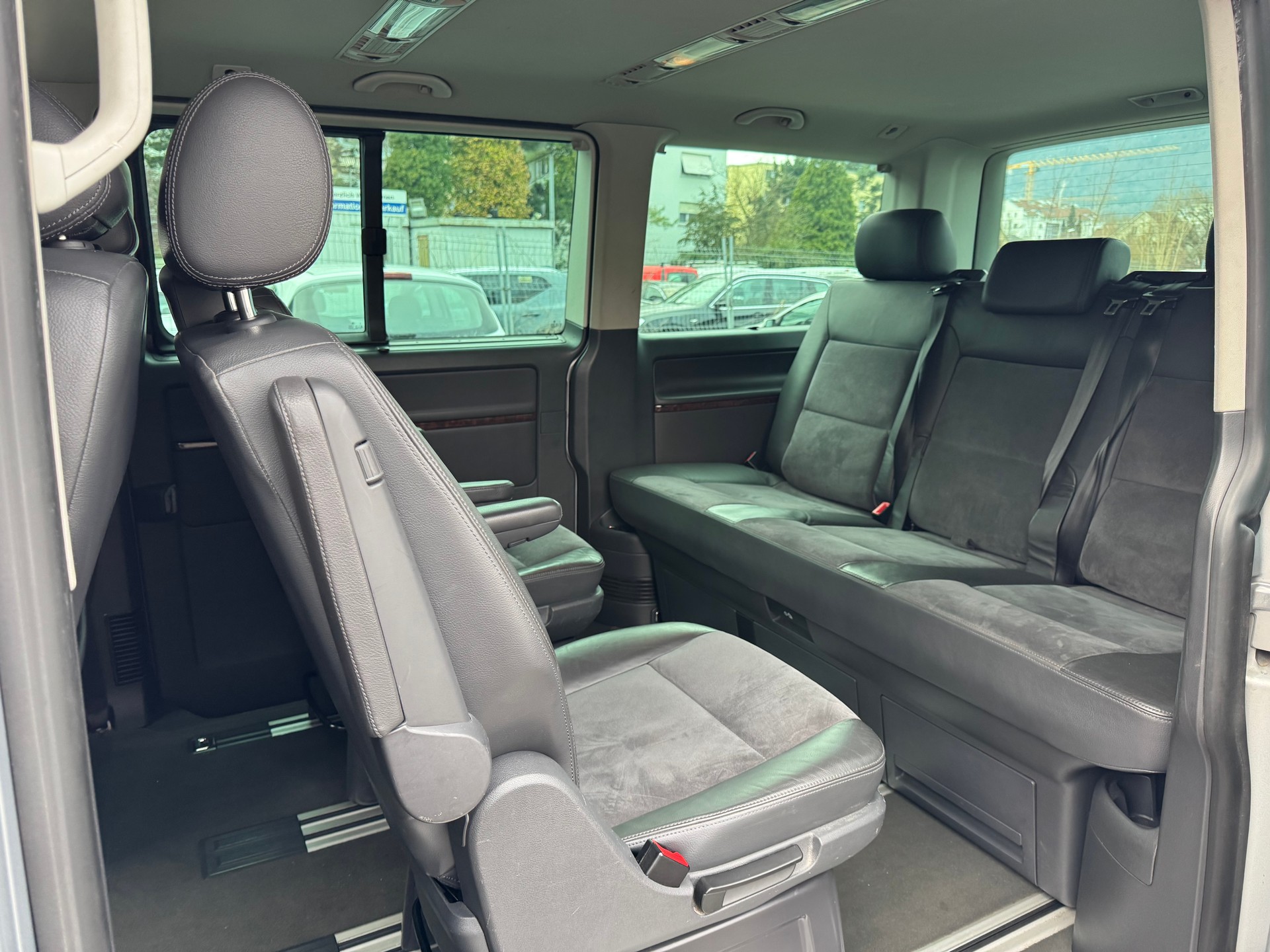 VW T5 Multivan 2.0 Bi-TDI CR Highline DSG * 07x Sitze * Leder * Gr. Navi * Klima-auto * PDC h-RF-Kamera * Tempomat *-image-7
