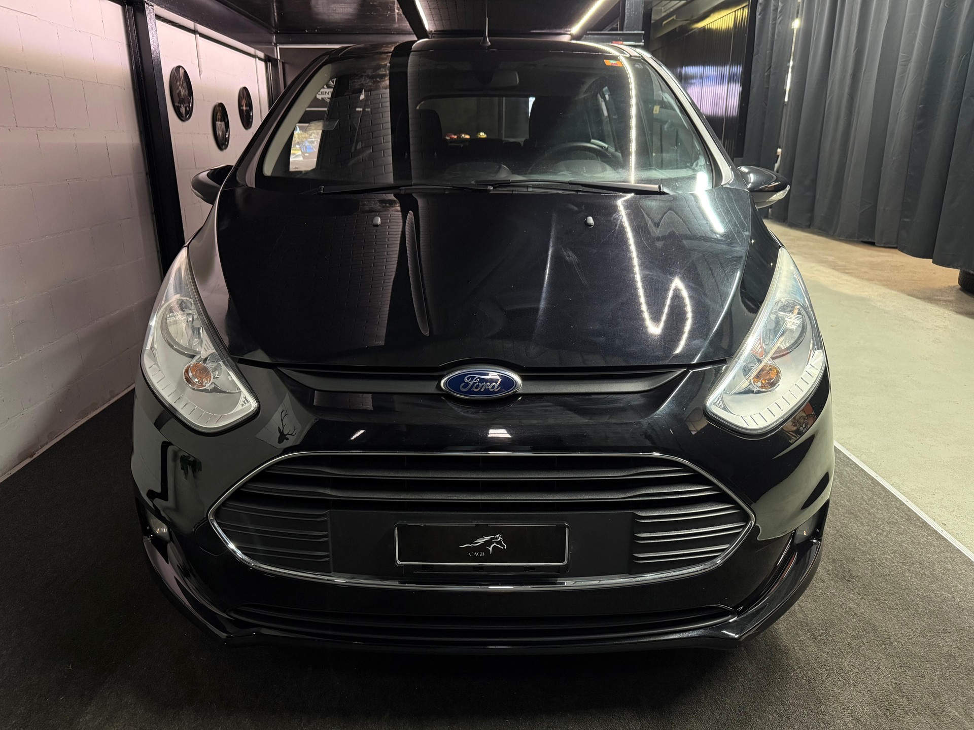 FORD B-Max 1.0 SCTi Titanium-image-8