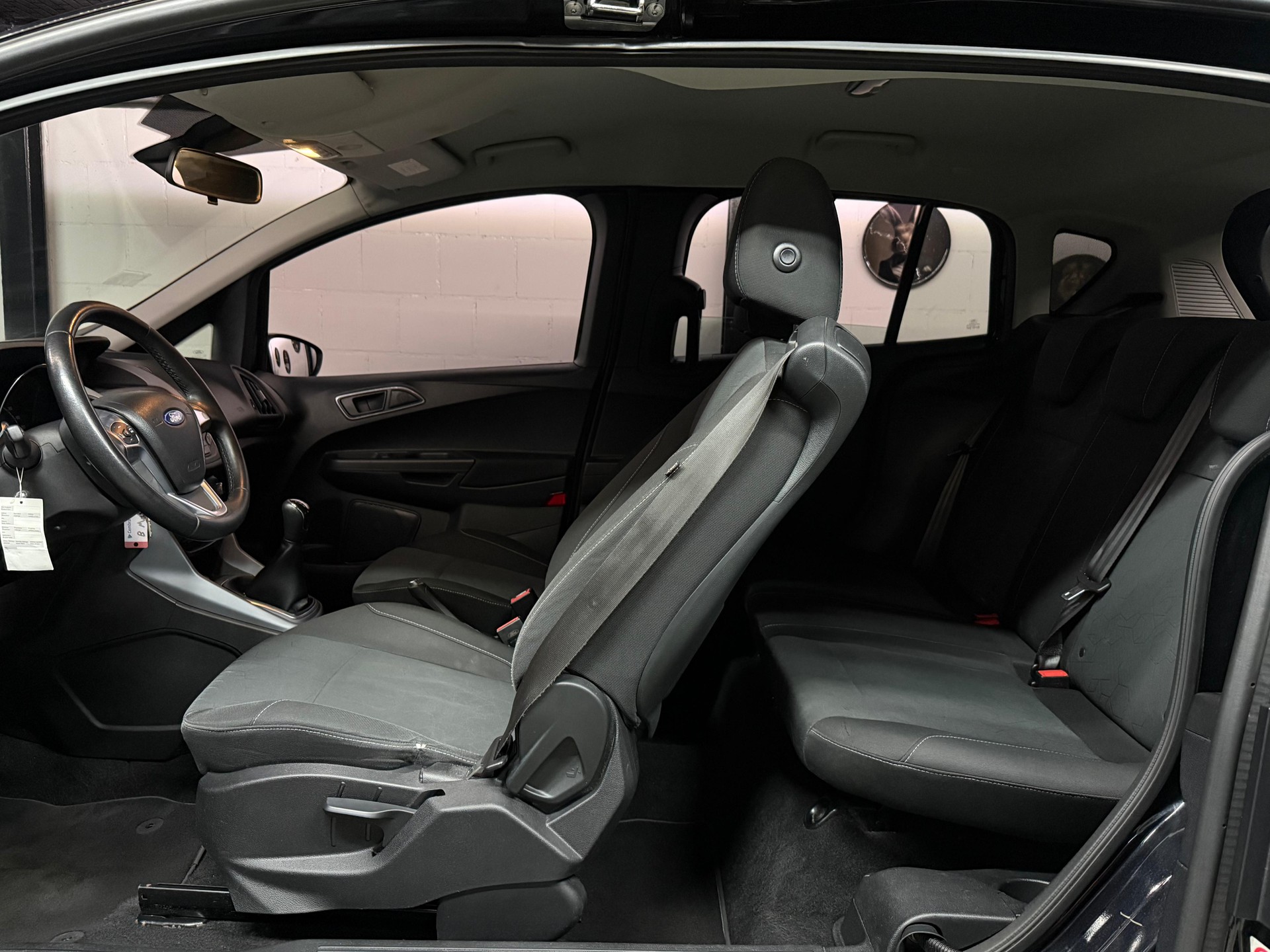 FORD B-Max 1.0 SCTi Titanium-image-11