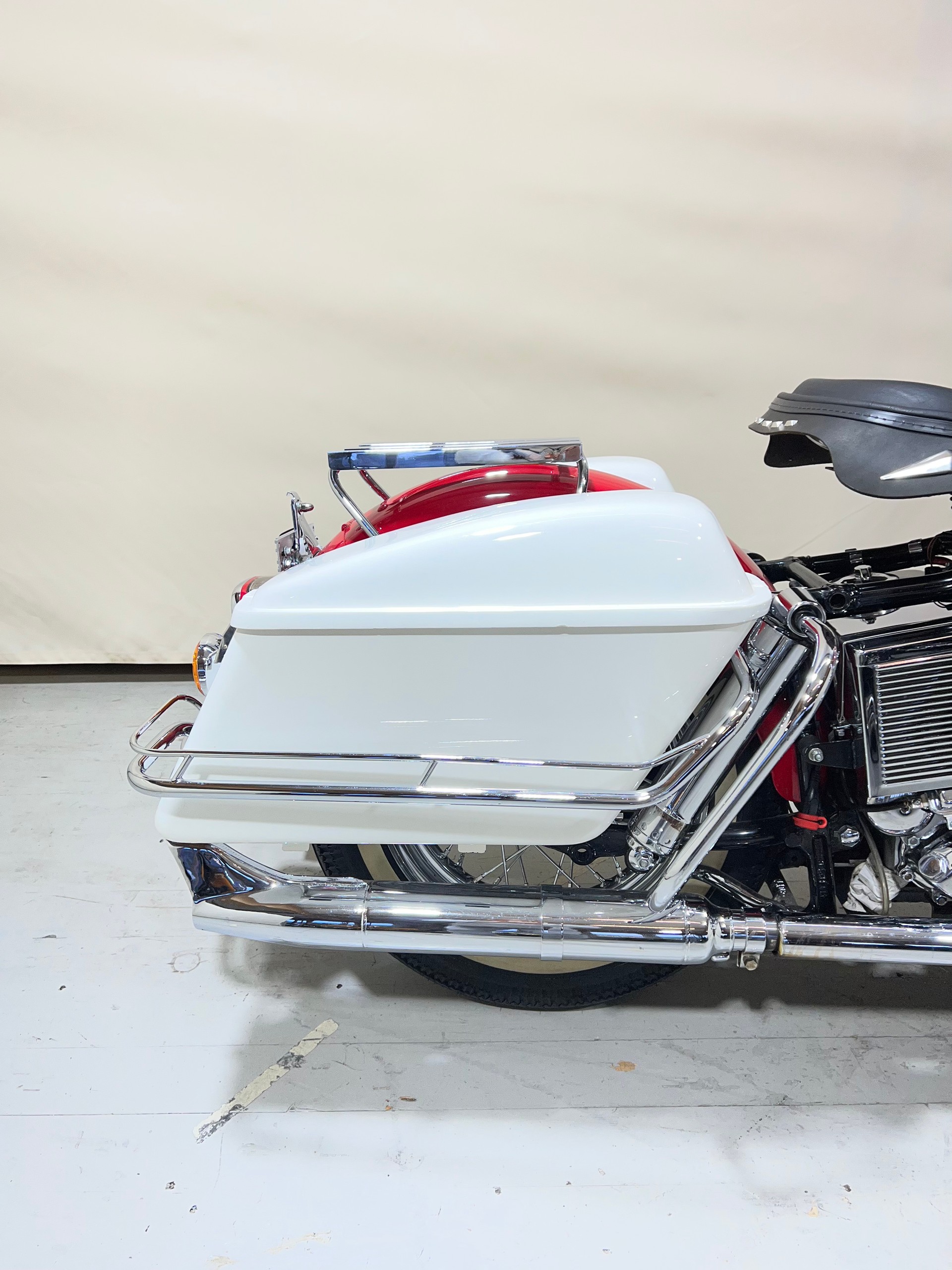 HARLEY-DAVIDSON FLH Electra Glide VETERAN-showroom-element-3