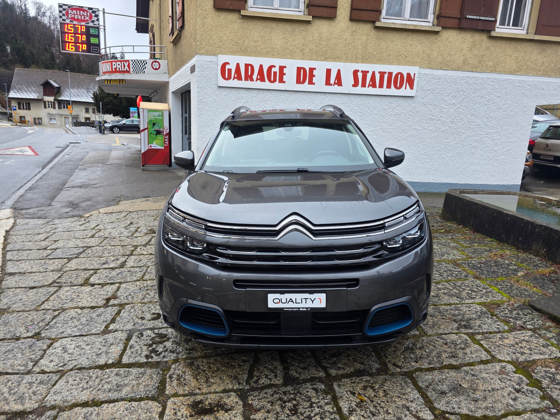 CITROEN C5 Aircross 1.6 PHEV Shine-image-1