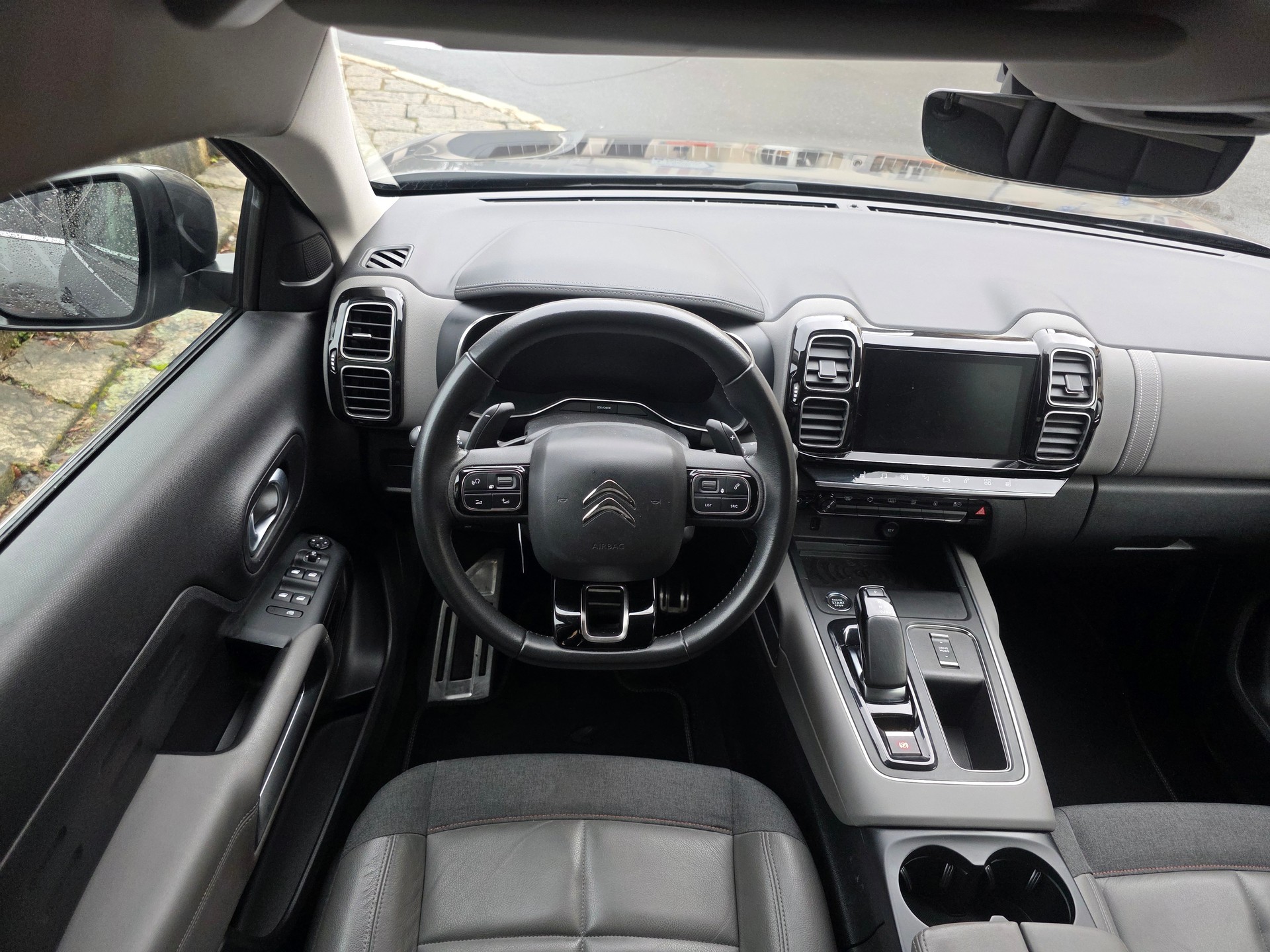 CITROEN C5 Aircross 1.6 PHEV Shine-image-8