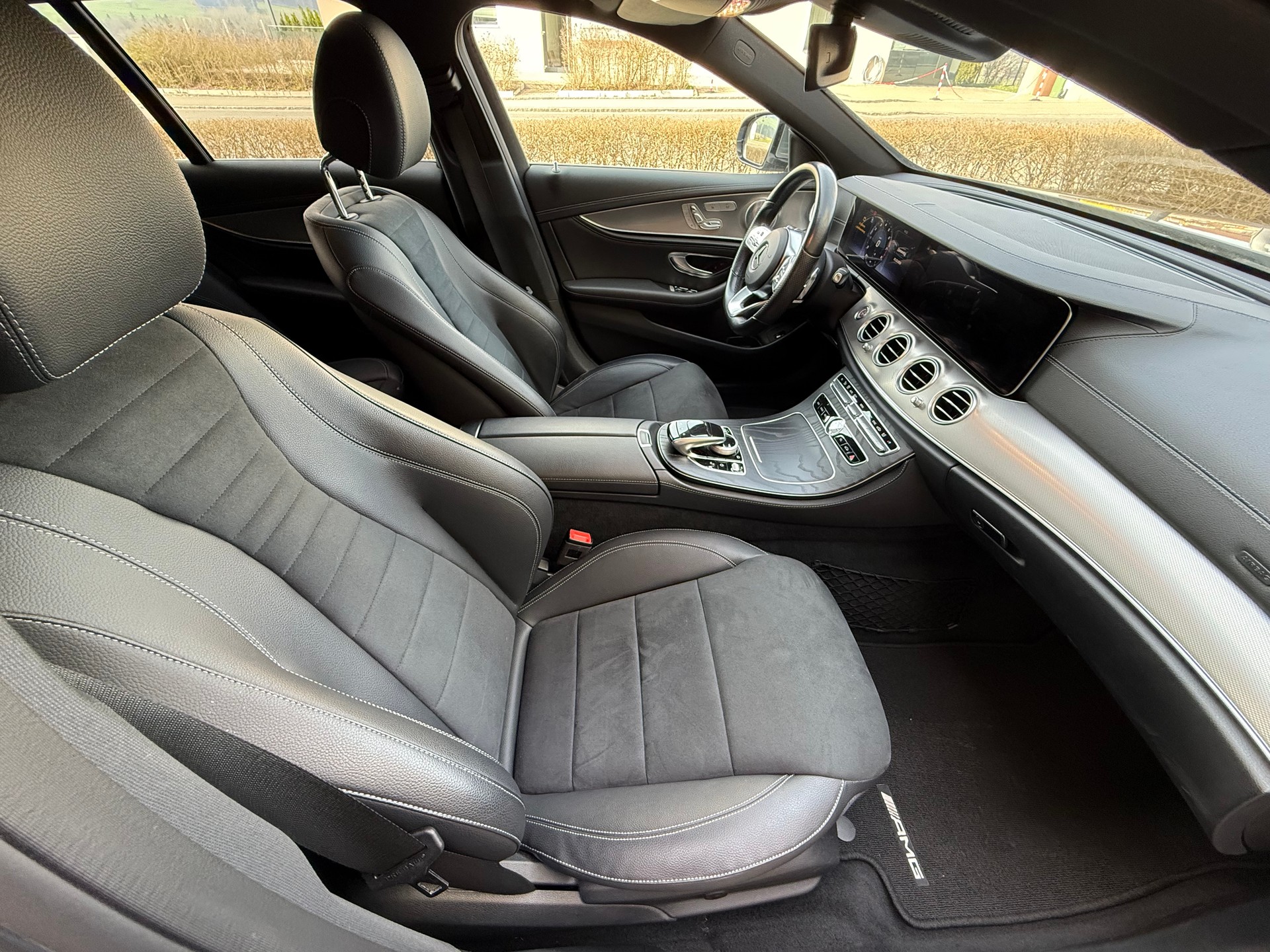MERCEDES-BENZ E 450 AMG Line 4 Matic 9G-Tronic-image-7