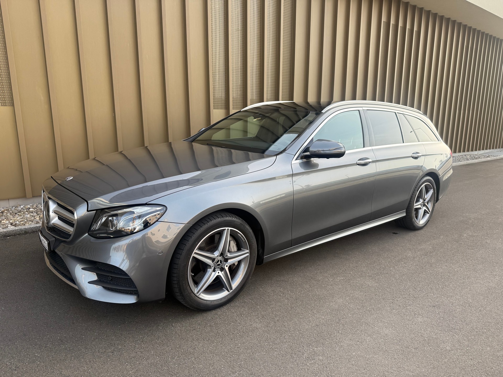 MERCEDES-BENZ E 450 AMG Line 4 Matic 9G-Tronic-image-2