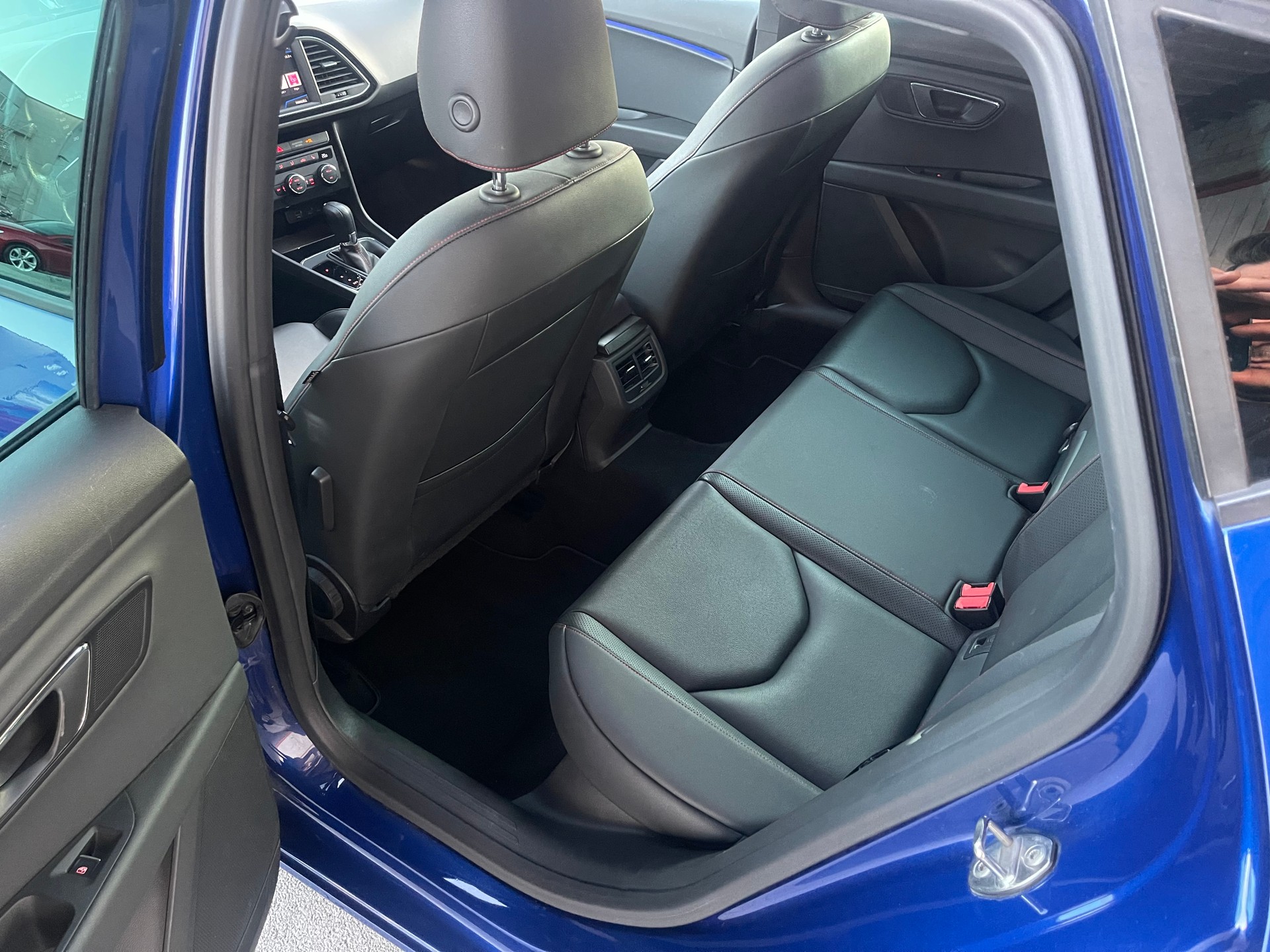 SEAT Leon 1.5 TSI EVO FR ACT FR DSG-image-12