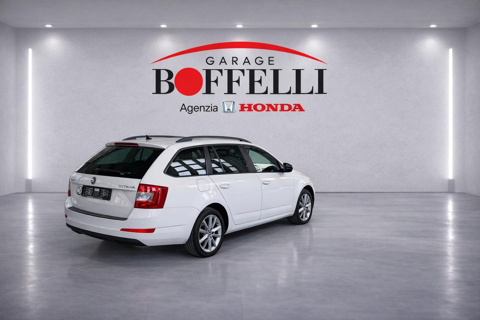 SKODA Octavia Combi 1.4 TSI Fresh-image-2