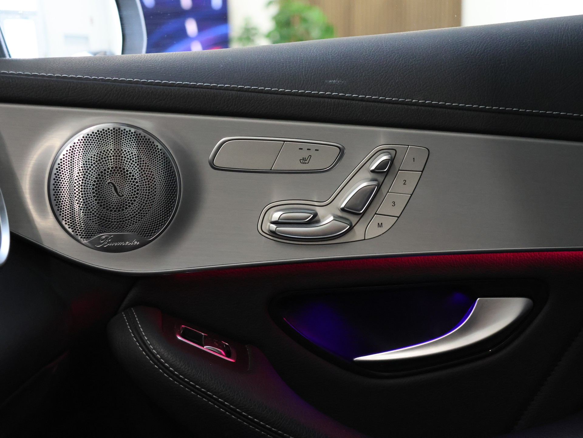 MERCEDES-BENZ GLC 200 AMG Line 4Matic 9G-Tronic *360 Kamera* *Burmester* *Panoramadach*-image-29
