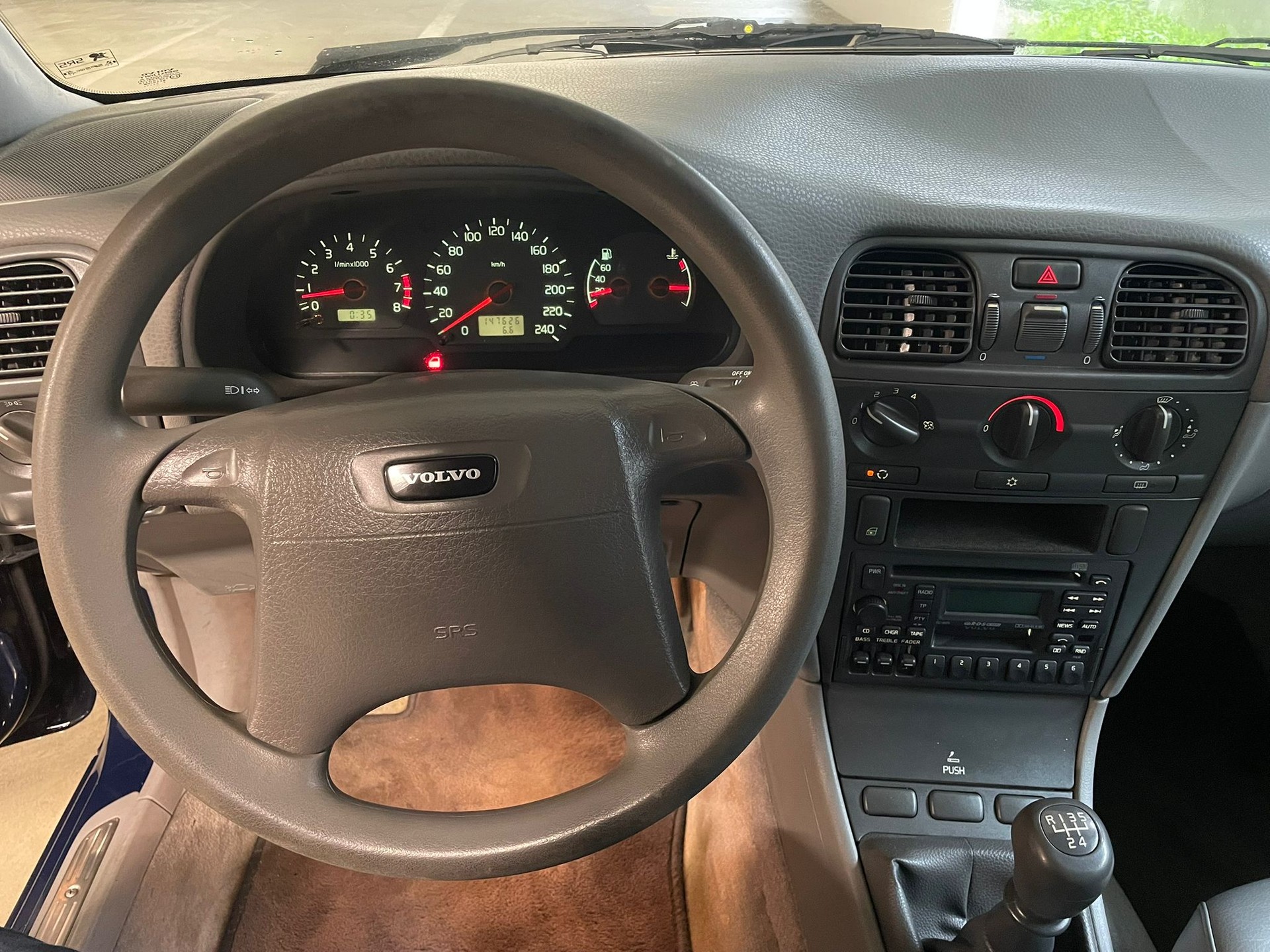 VOLVO V40 2.0 // MFK NEU-image-14
