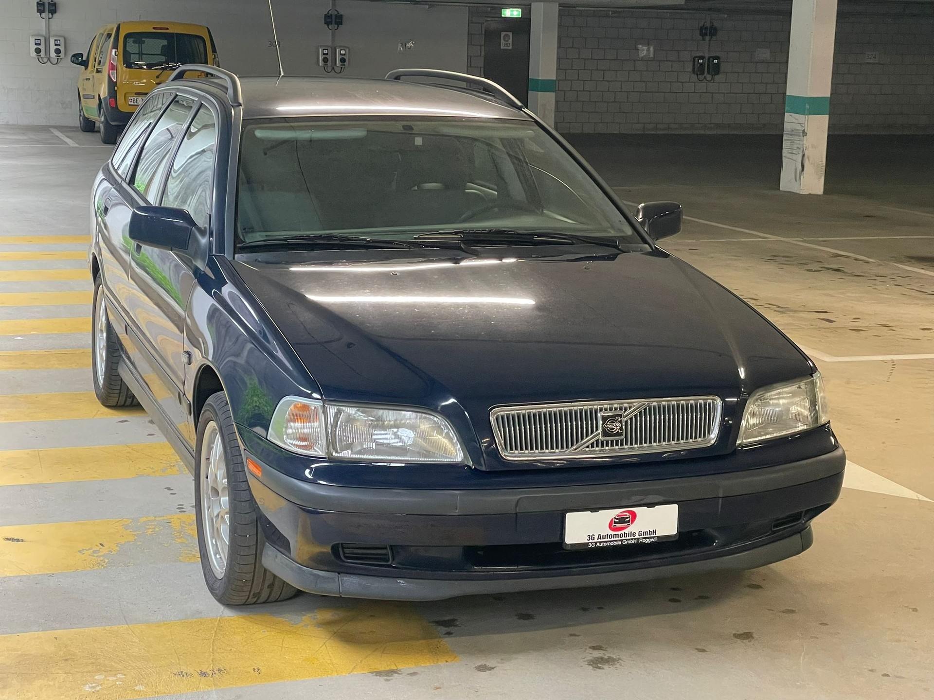VOLVO V40 2.0 // MFK NEU-image-6
