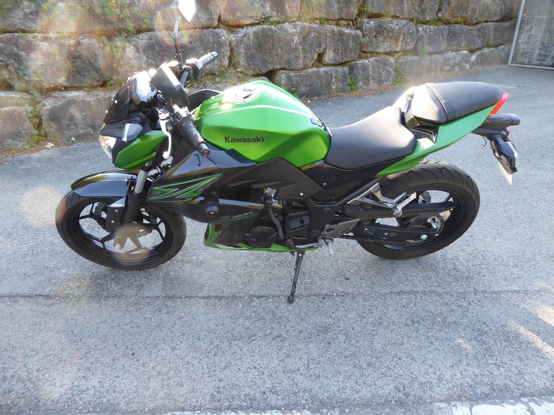 KAWASAKI Z 300 ABS-image-2