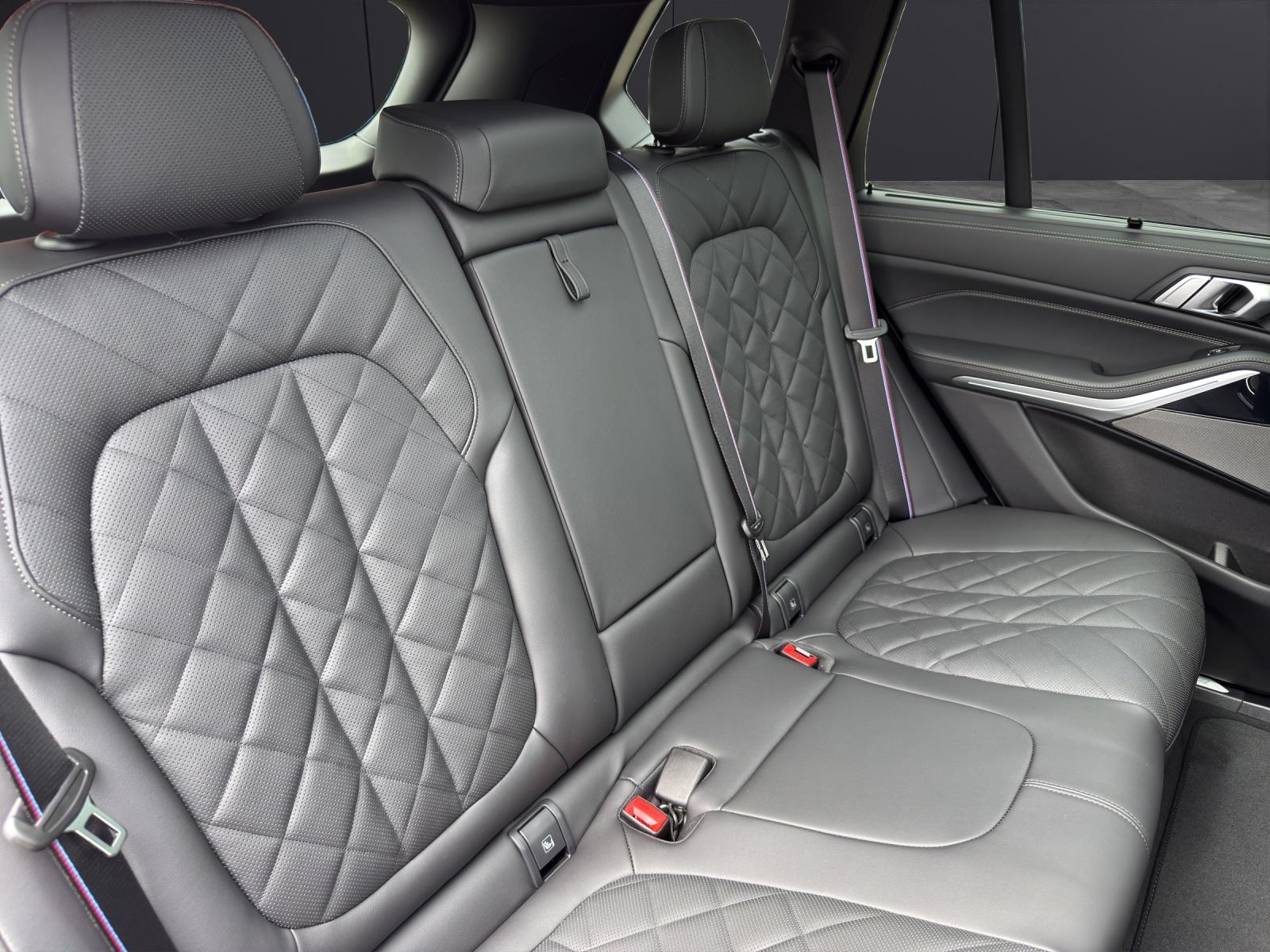 BMW X5 xDrive50e-image-11