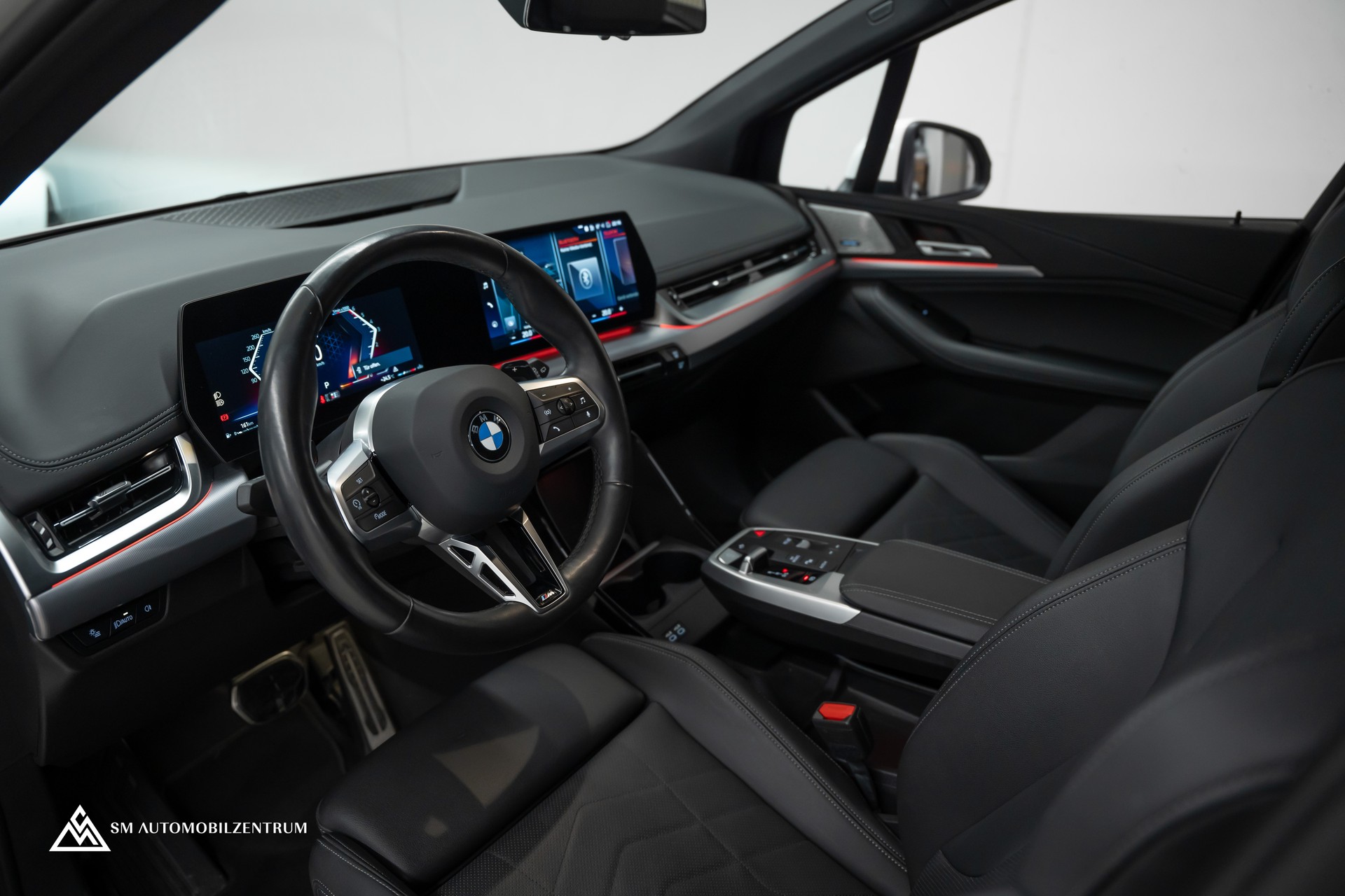 BMW 218d Active Tourer DKG M Sport / CH / Harman/Kardon / Driving Assistant Plus-image-14