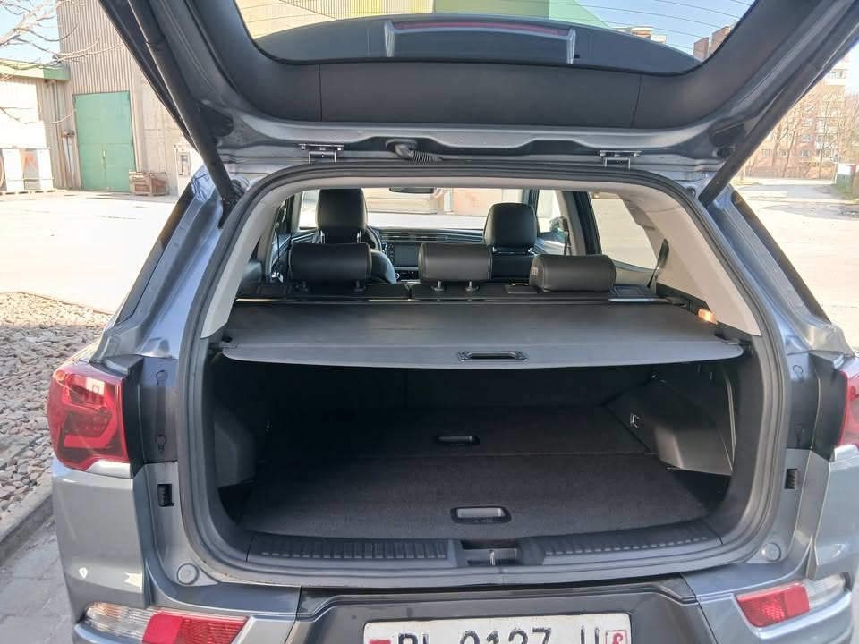 KGM-SsangYong Korando 1.5 T GDI Blackline 4WD Automat-image-8