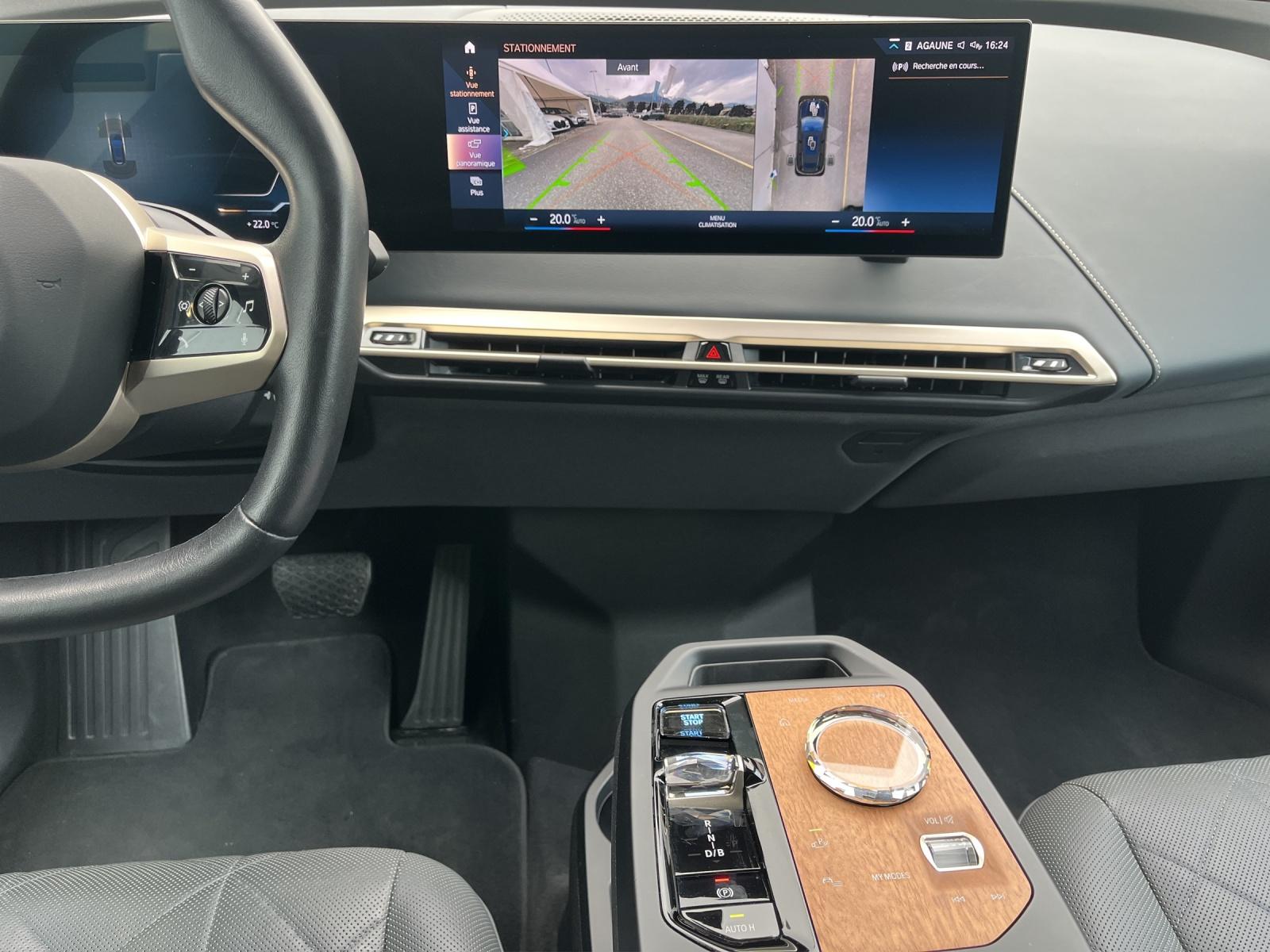 BMW iX xDrive40 Launch Edition (CH)-image-11